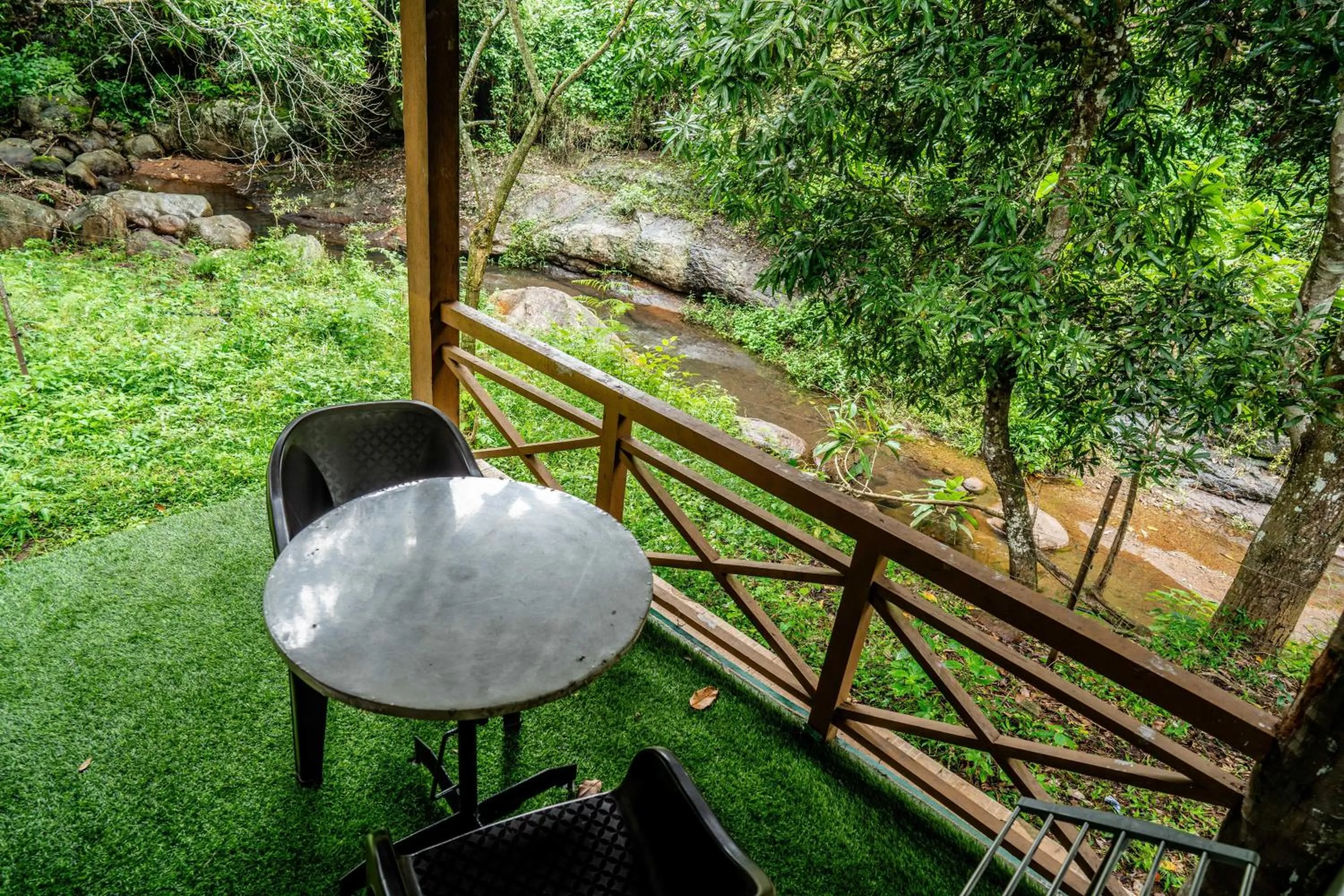 Balcony/Terrace in Zacs Valley Resort & Wellness Retreat Kodaikanal