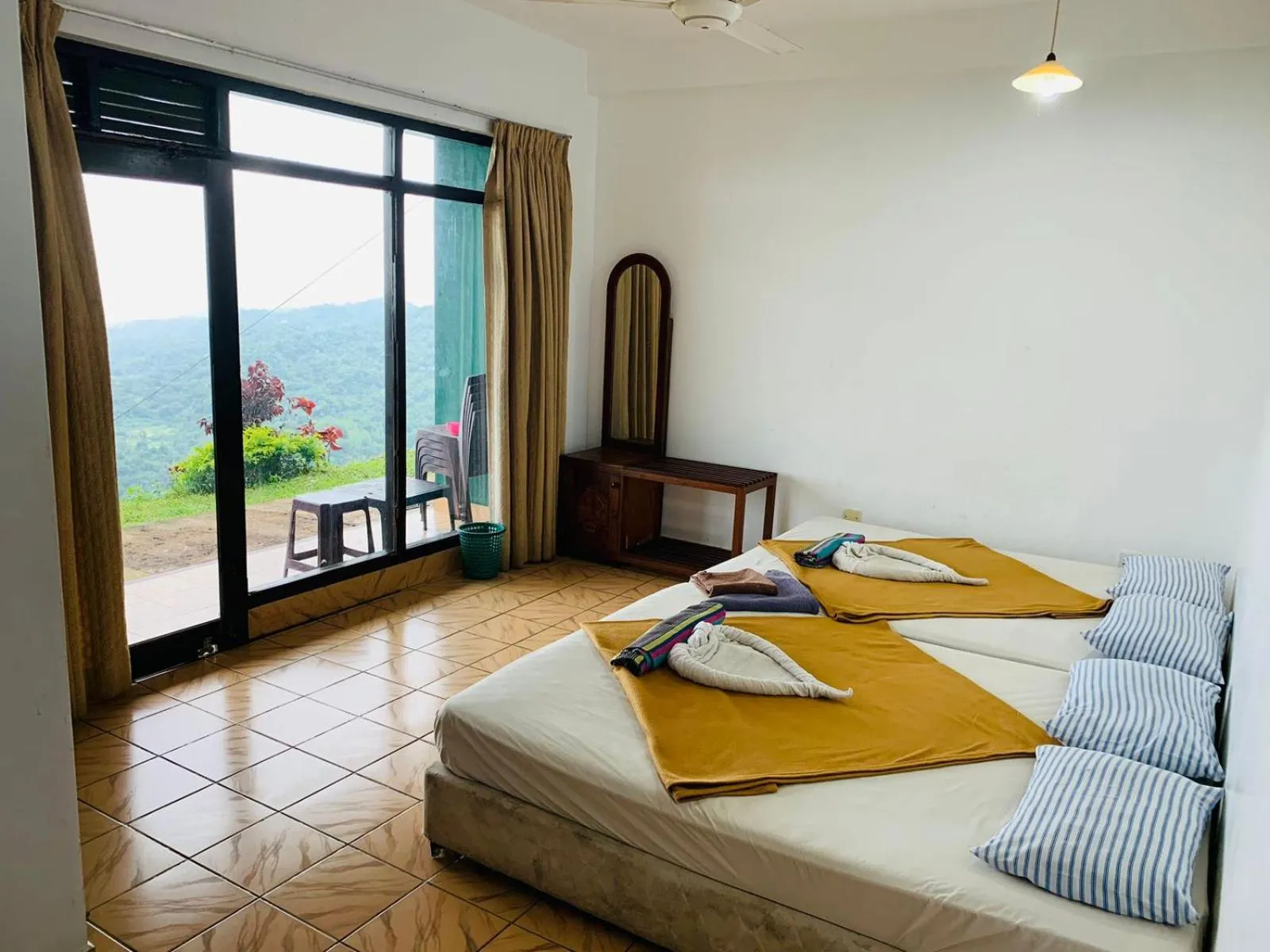 Photo of the whole room in Green View Holiday Resort