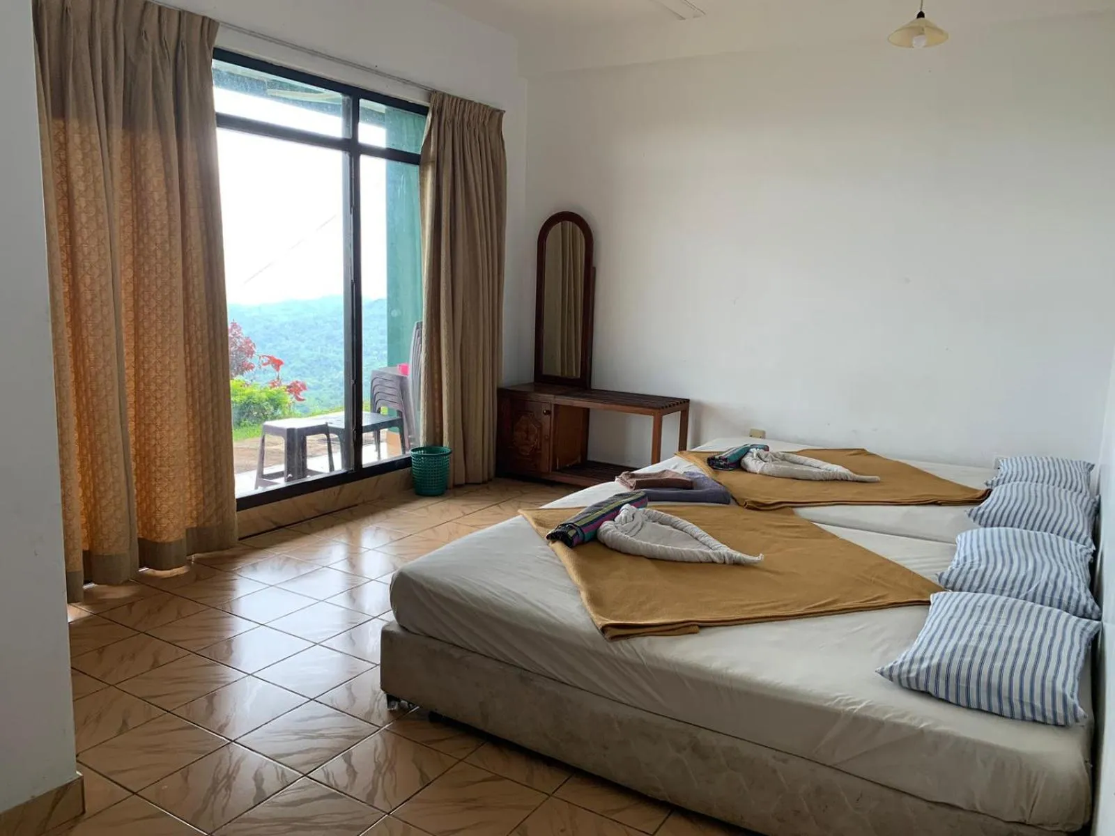 Photo of the whole room in Green View Holiday Resort