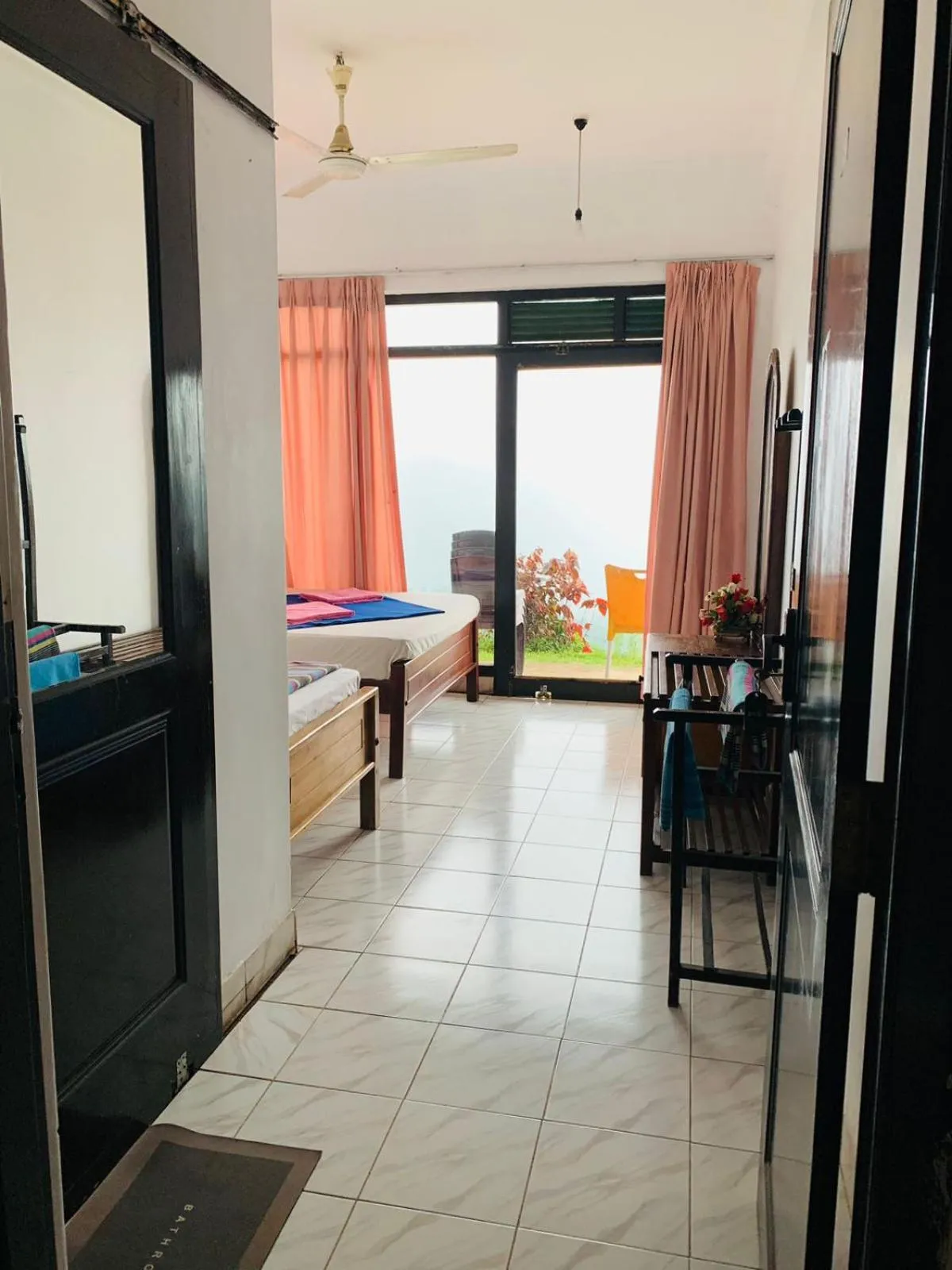 Photo of the whole room in Green View Holiday Resort