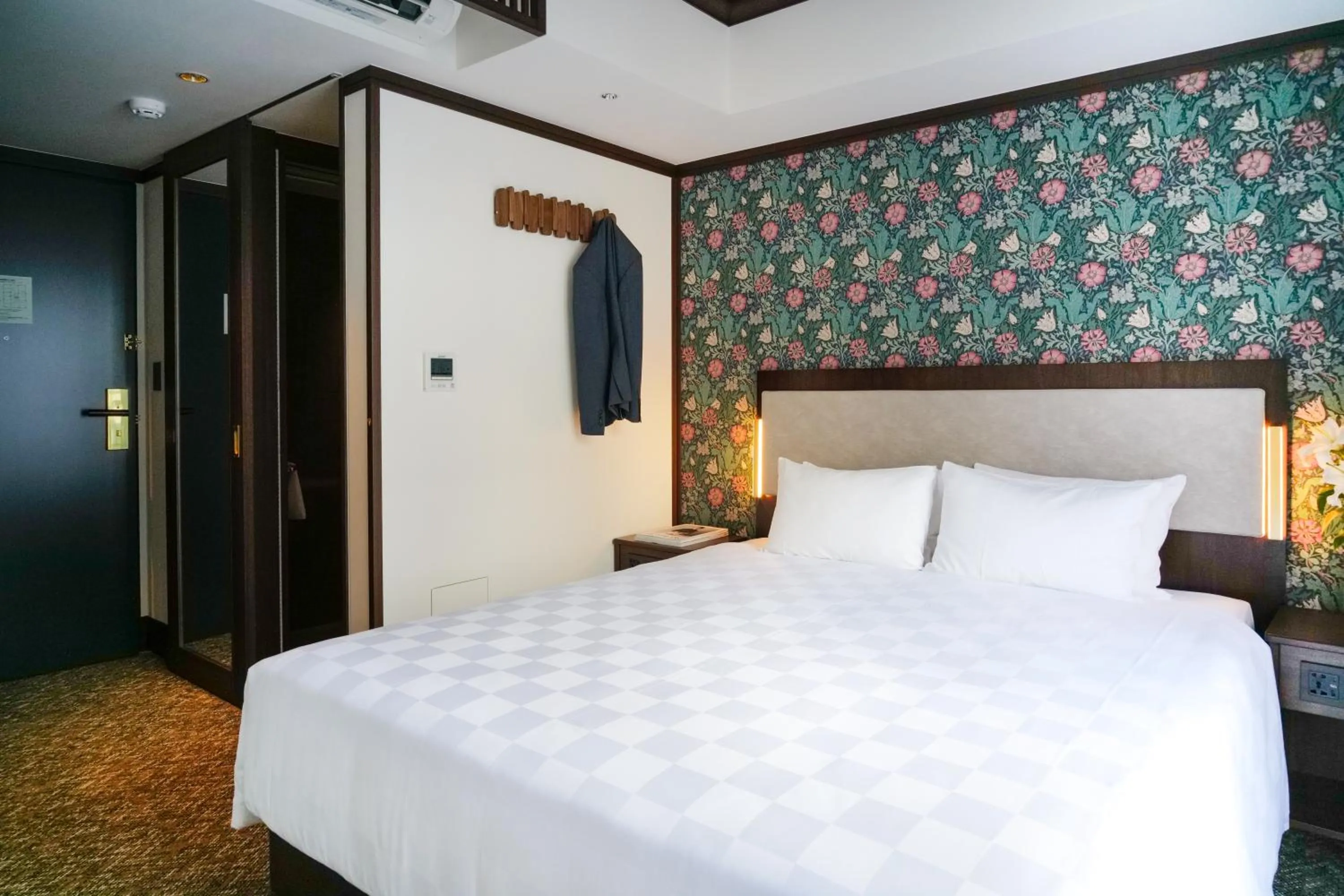 Bedroom, Bed in KIORI Exec Muromachi