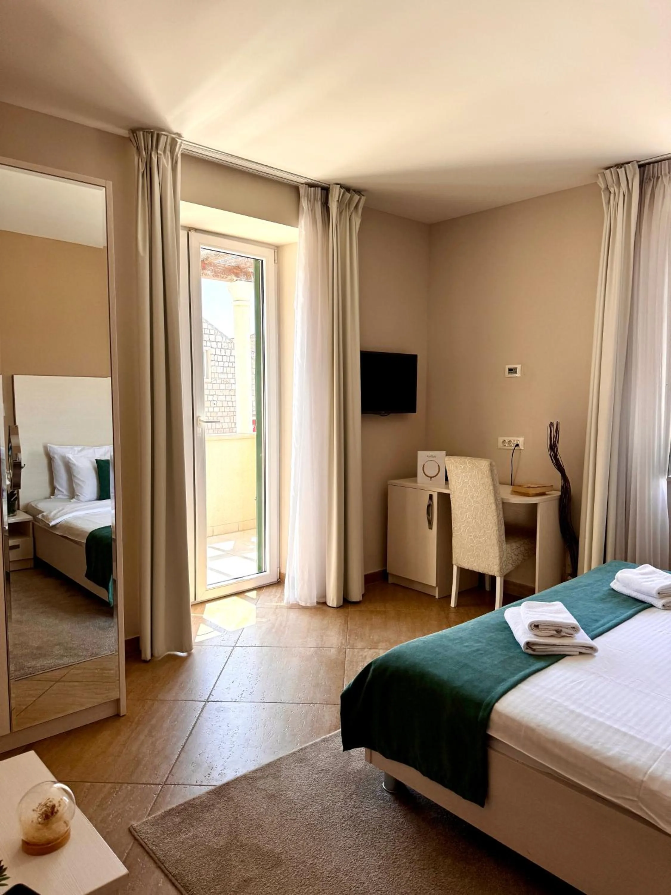 Bedroom, Bed in Hotel Konavle