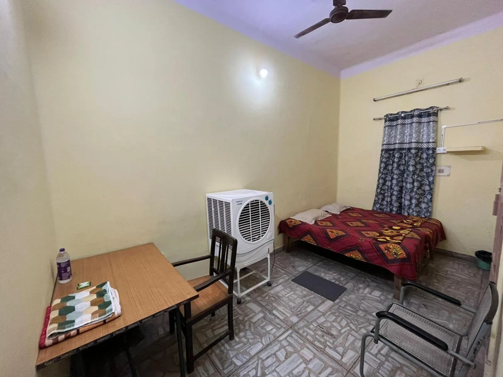 Bed in Vishwa Deva Homestay