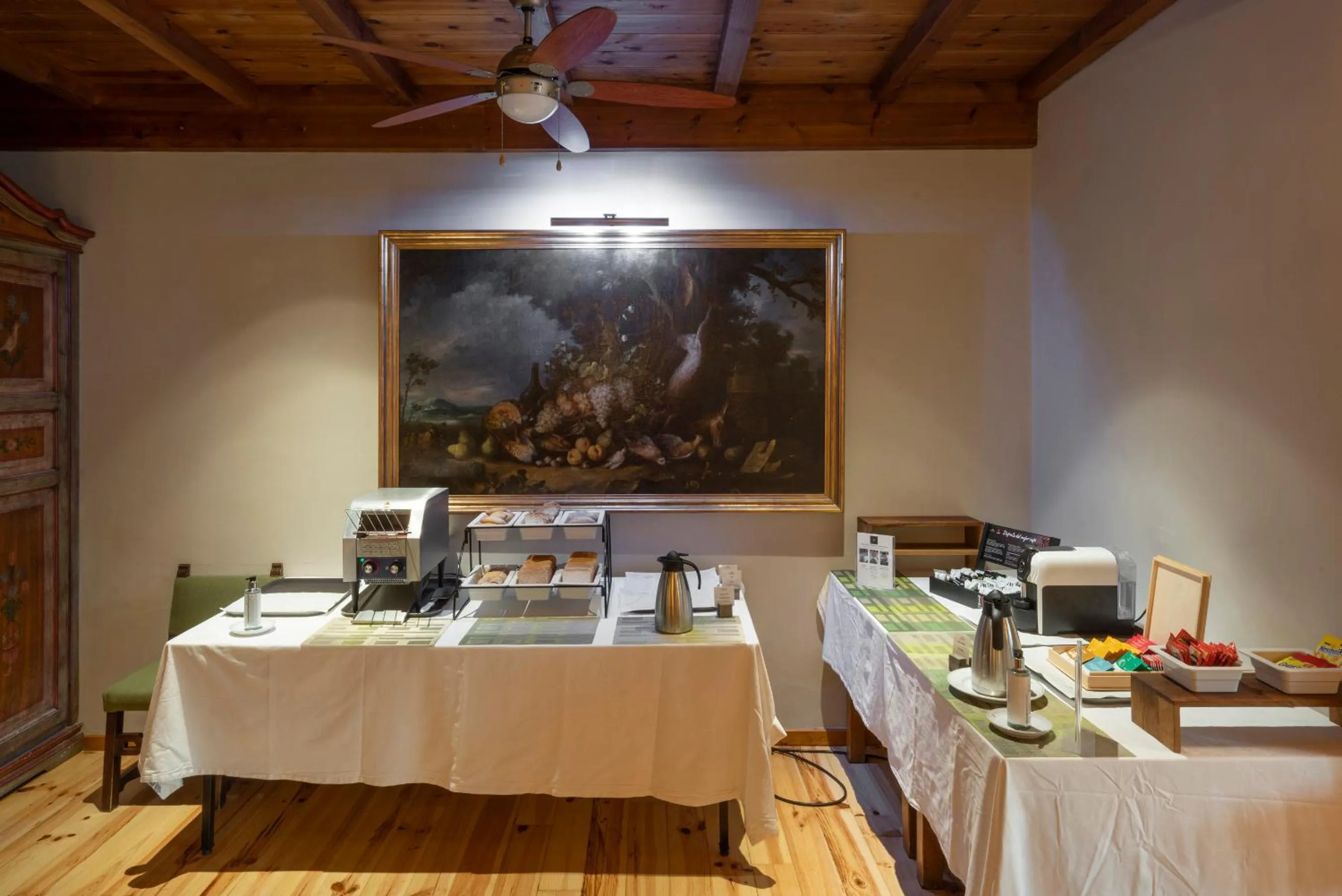 Buffet breakfast in Parador de Bielsa