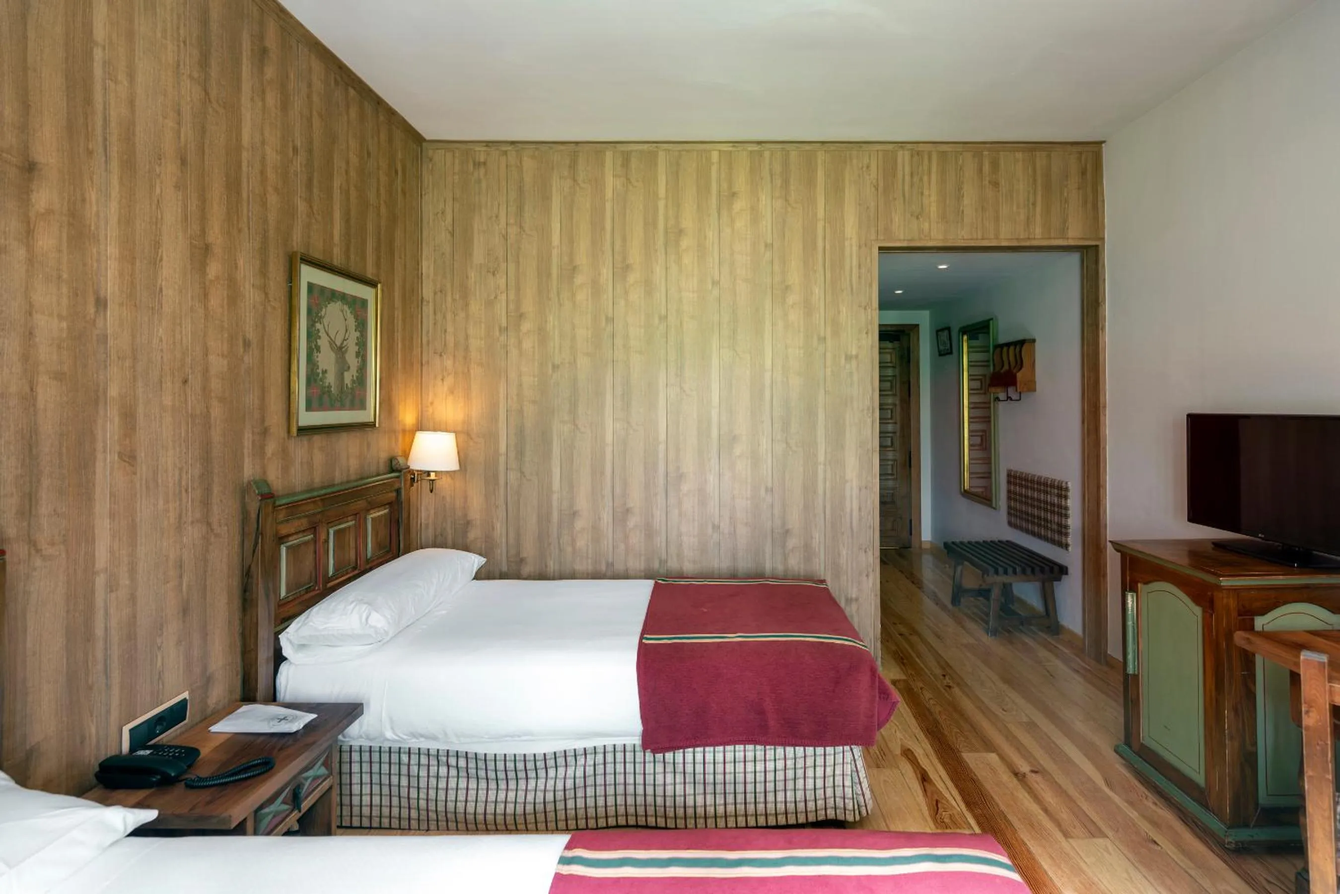 Bedroom, Bed in Parador de Bielsa