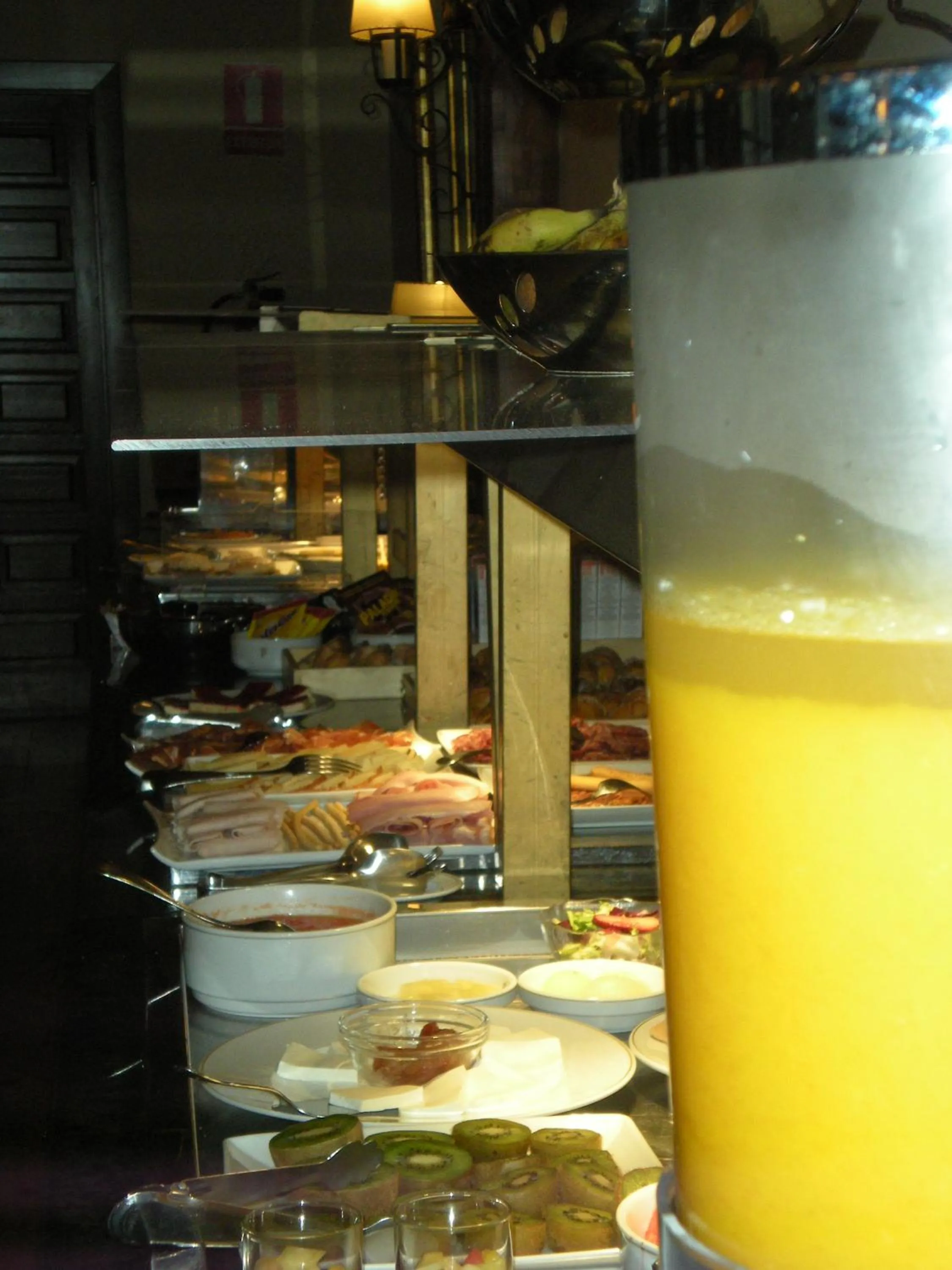 Buffet breakfast in Parador de Bielsa