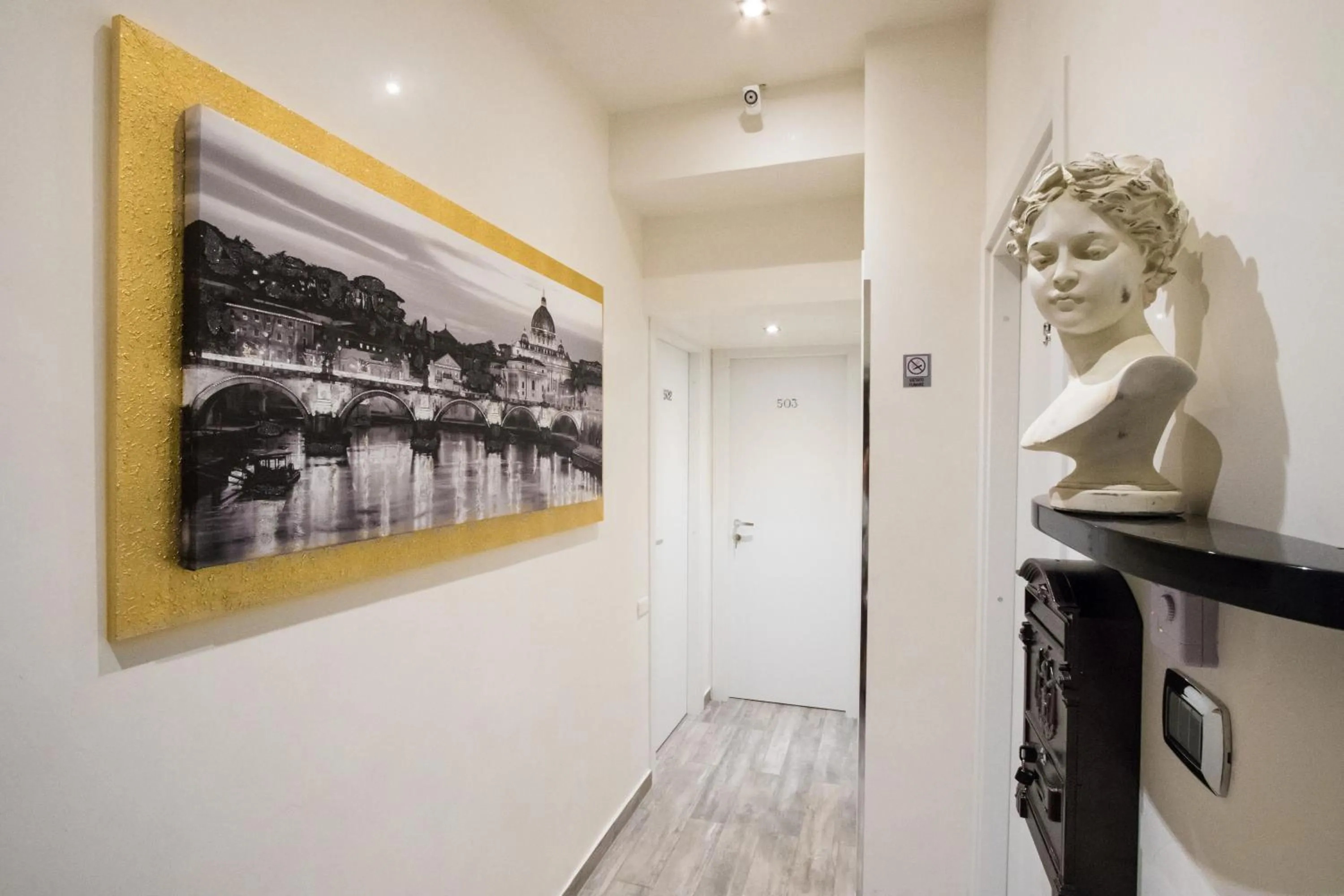 Other in Vaticano Julia Guest House