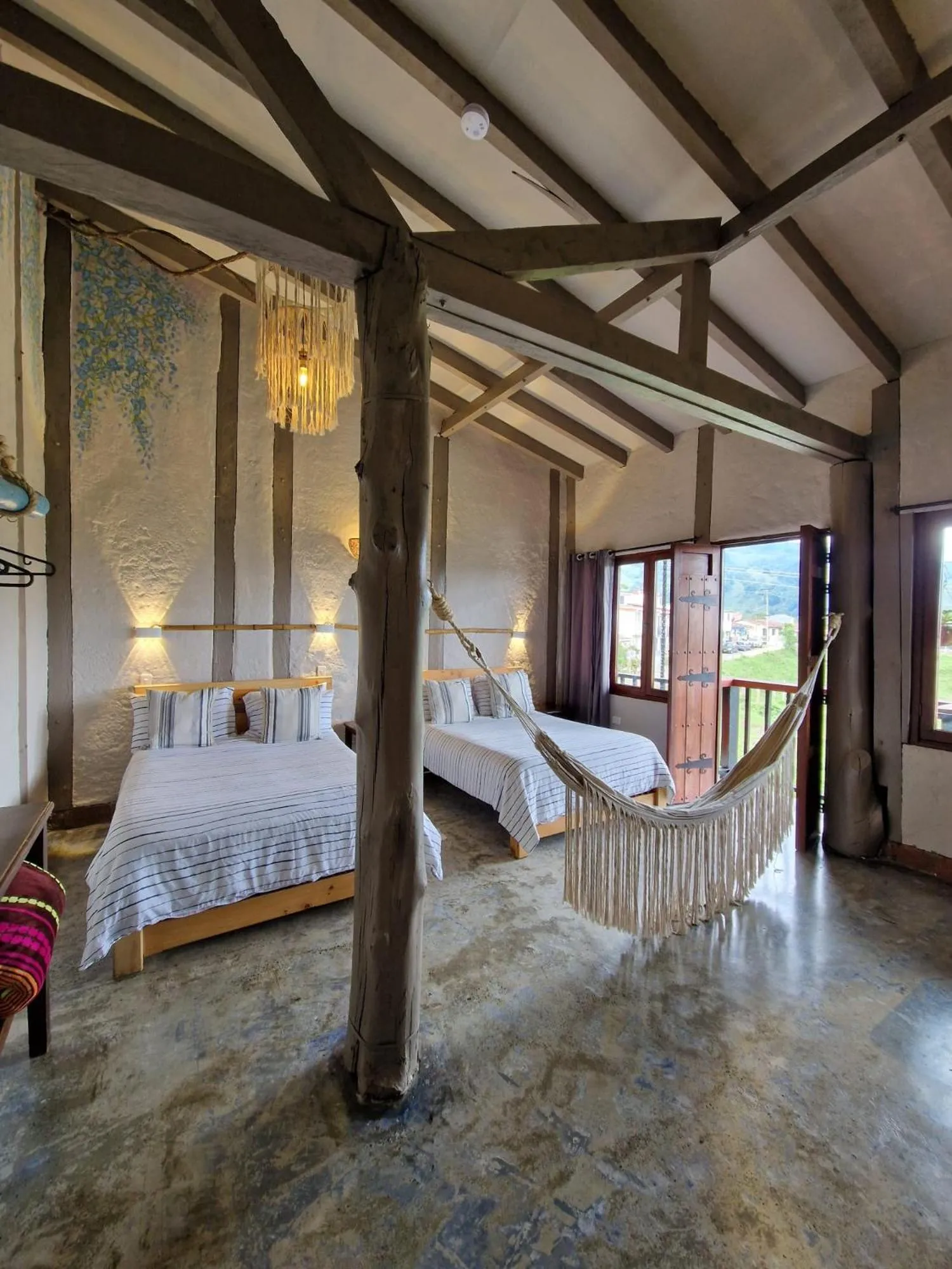 Balcony/Terrace, Bed in Coffee Tree Boutique Hostel