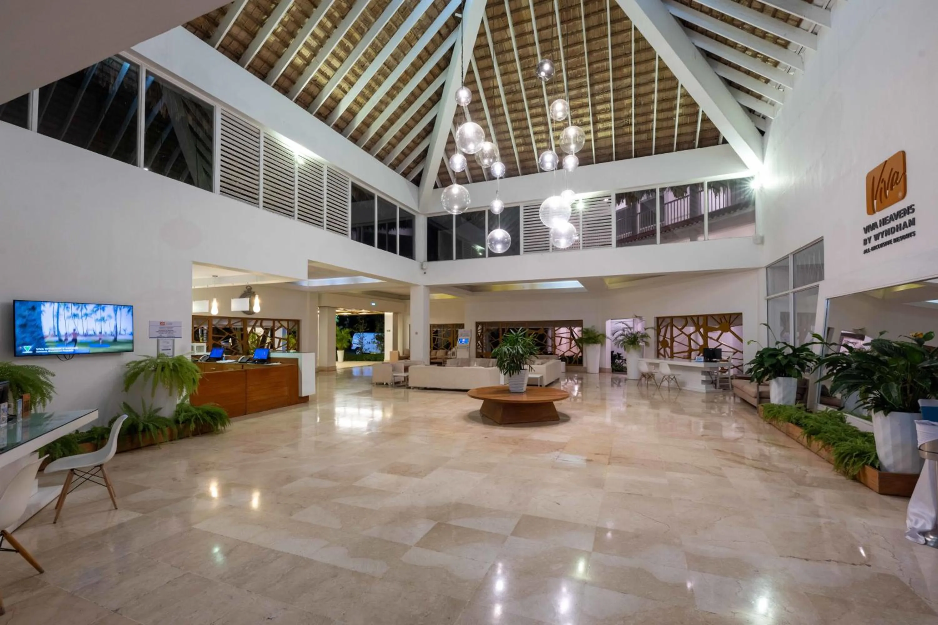 Property building in Viva Heavens by Wyndham, A Trademark All Inclusive