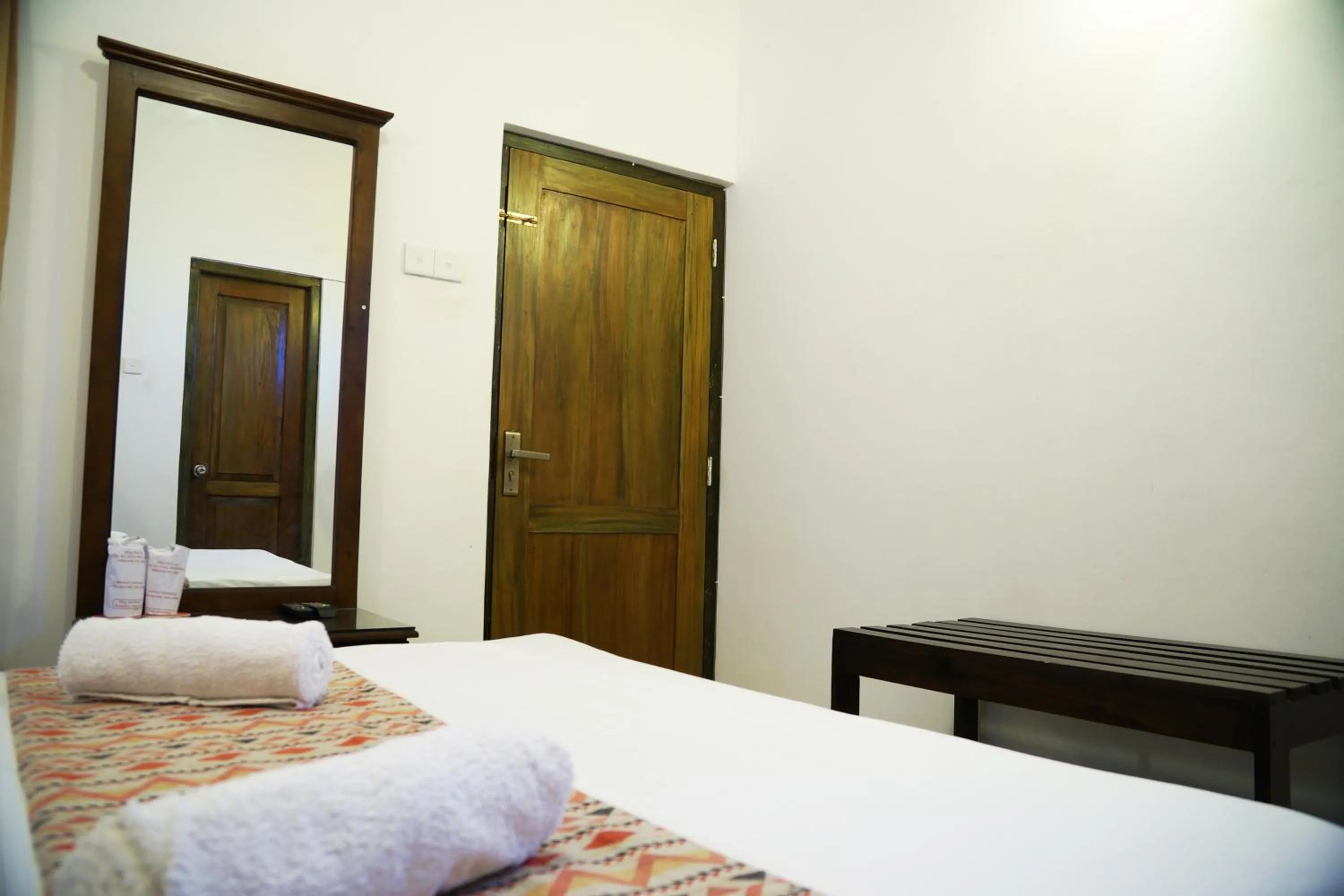 Bedroom, Bed in Kandy Moon Hills Hotel