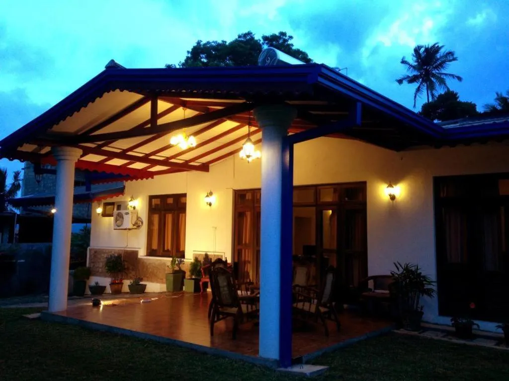Property building in Kandy Moon Hills Hotel