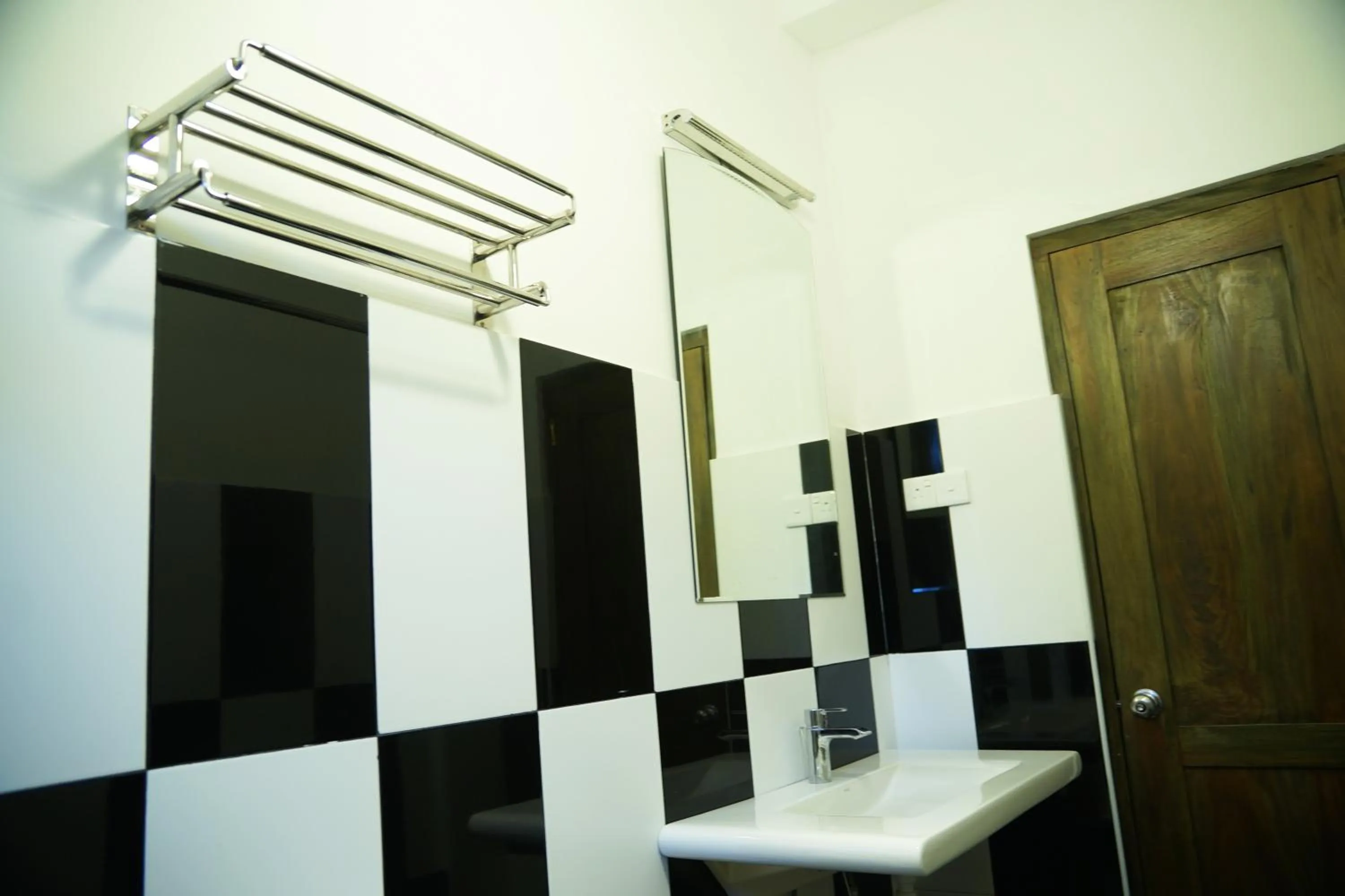 Bathroom in Kandy Moon Hills Hotel