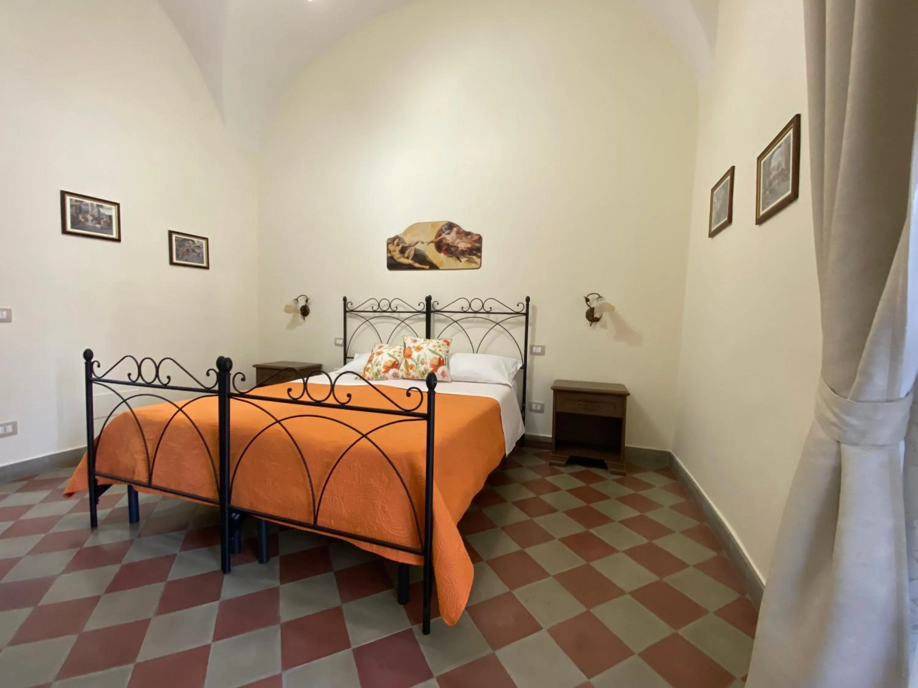 Photo of the whole room, Bed in B&B Palazzo Tornabene