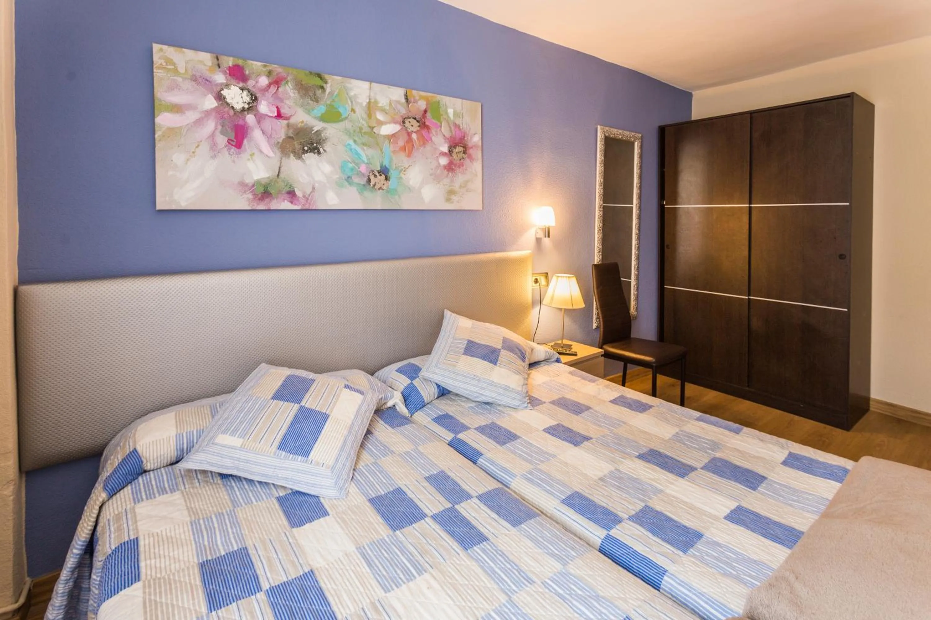 Decorative detail, Bed in Hotel Parras Arnedillo