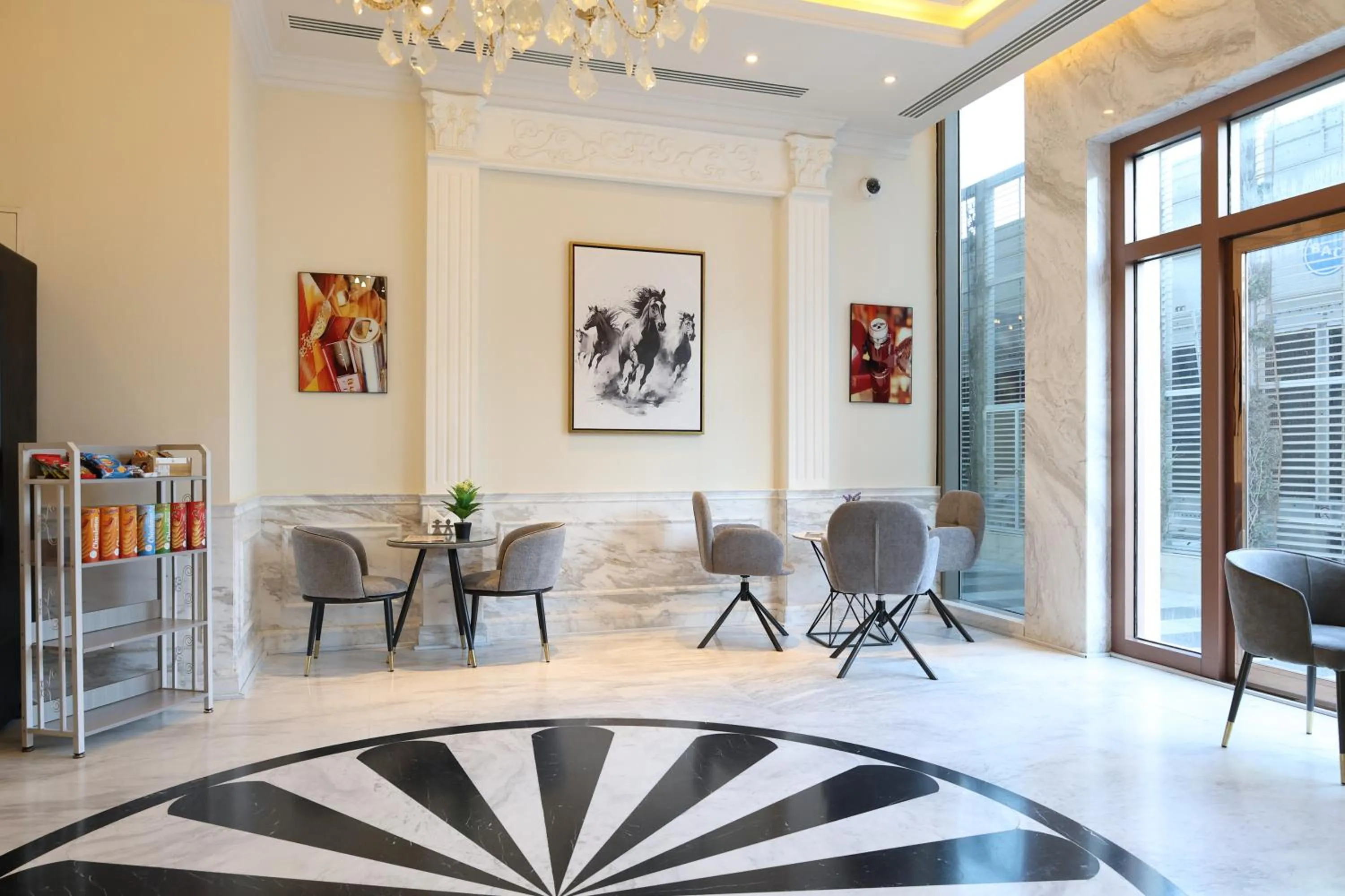 Seating area in Westpac Hotel & Suites - Westbay Doha