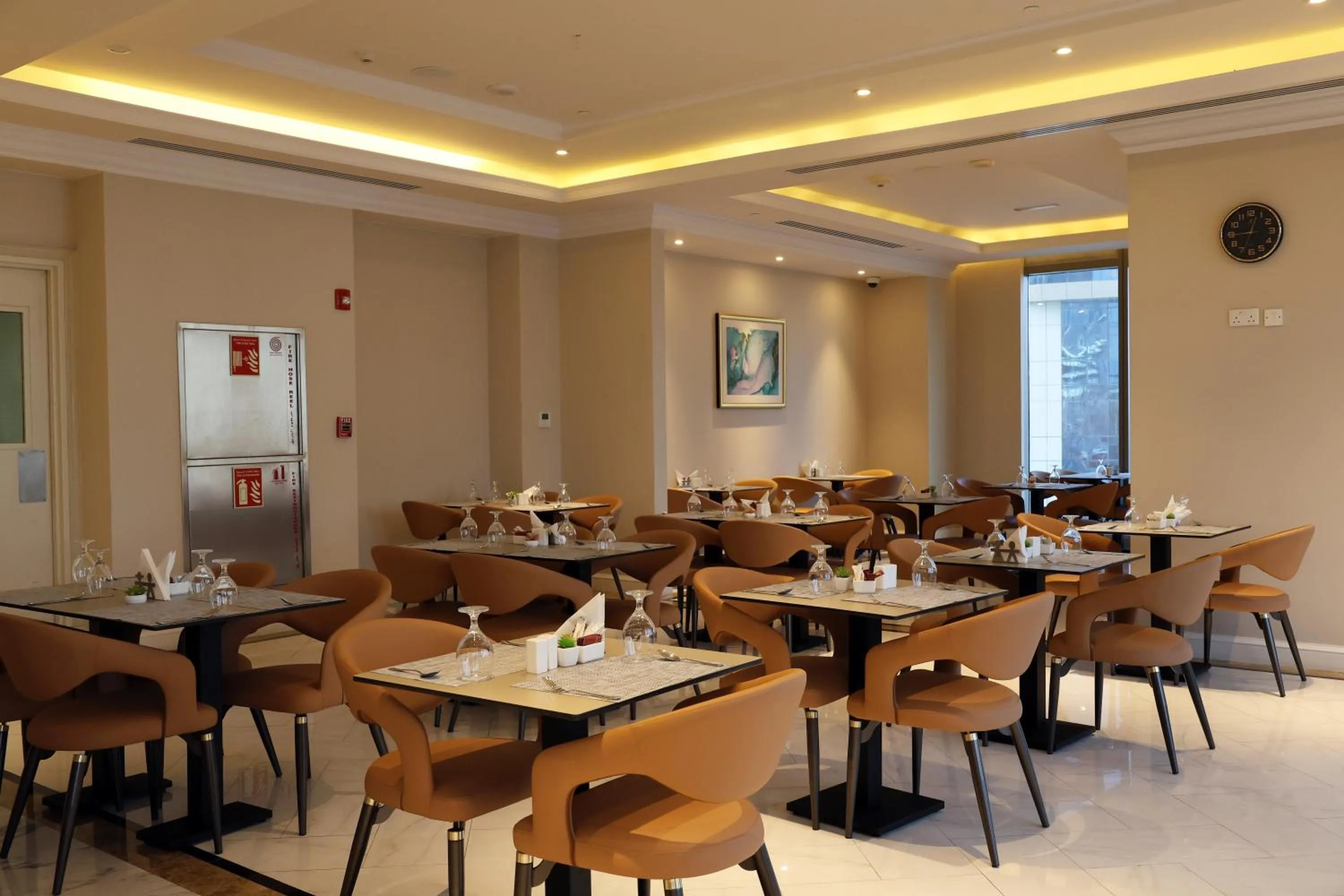 Restaurant/places to eat in Westpac Hotel & Suites - Westbay Doha