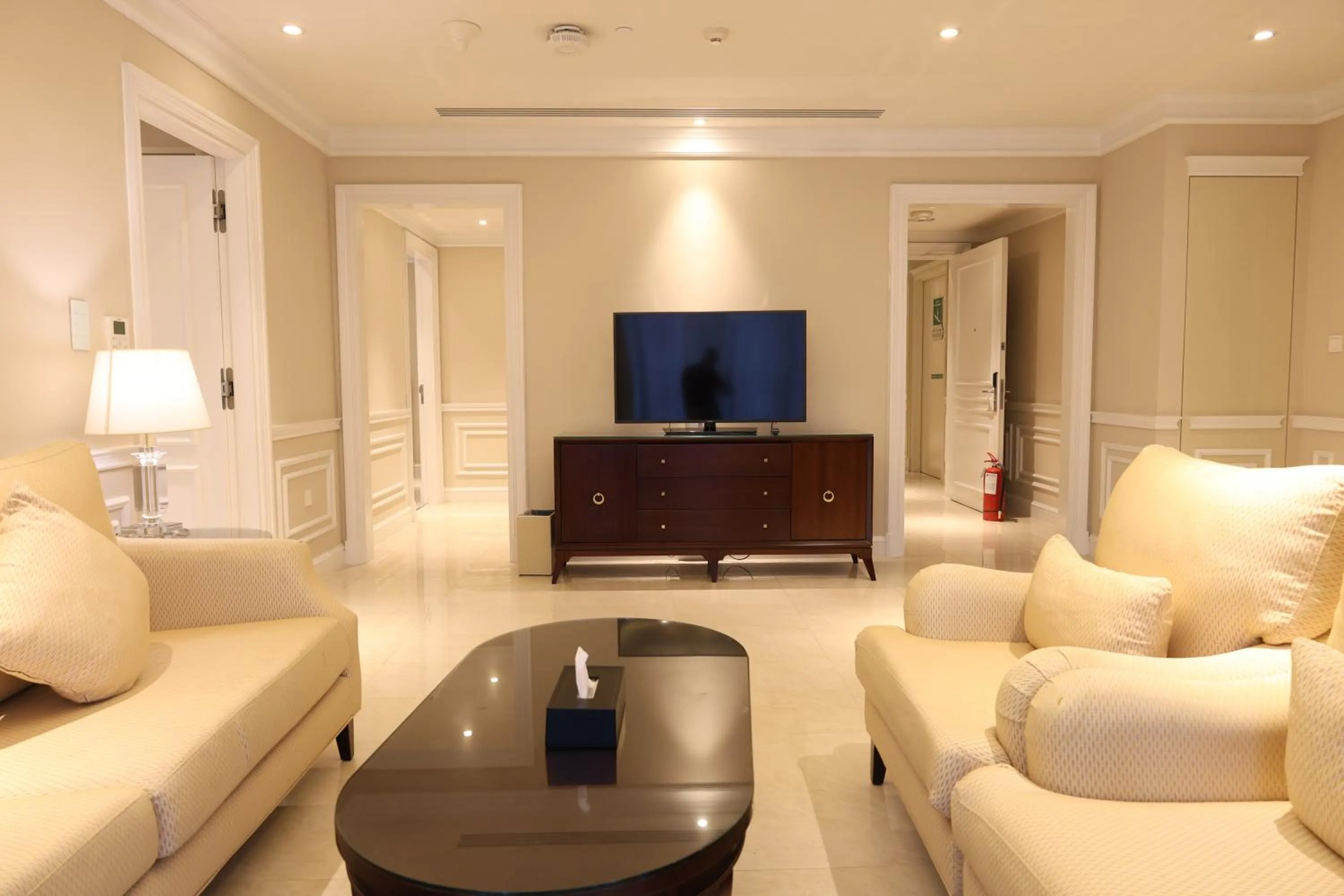 Westpac Hotel & Suites - Westbay Doha