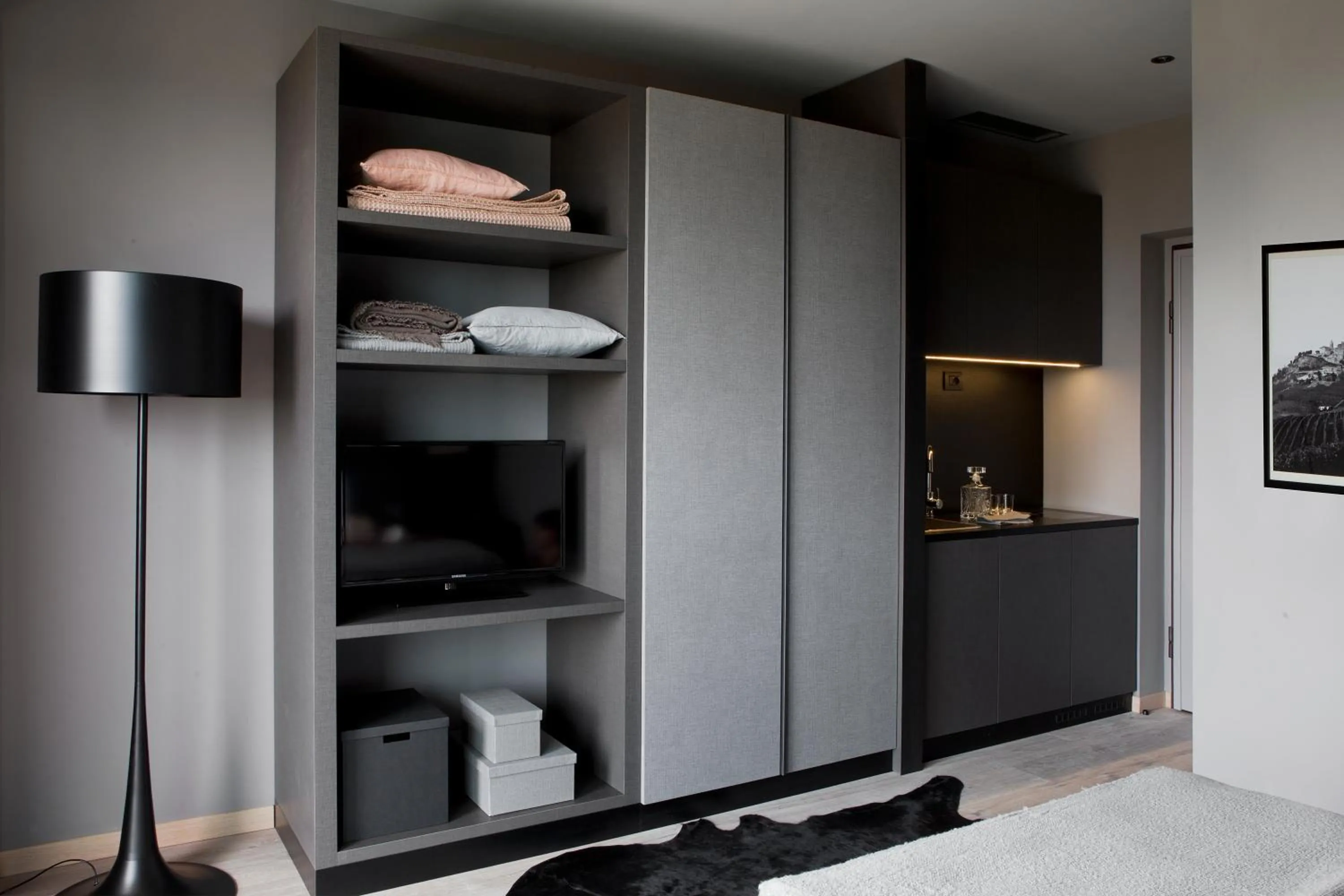 wardrobe in Arborina Relais