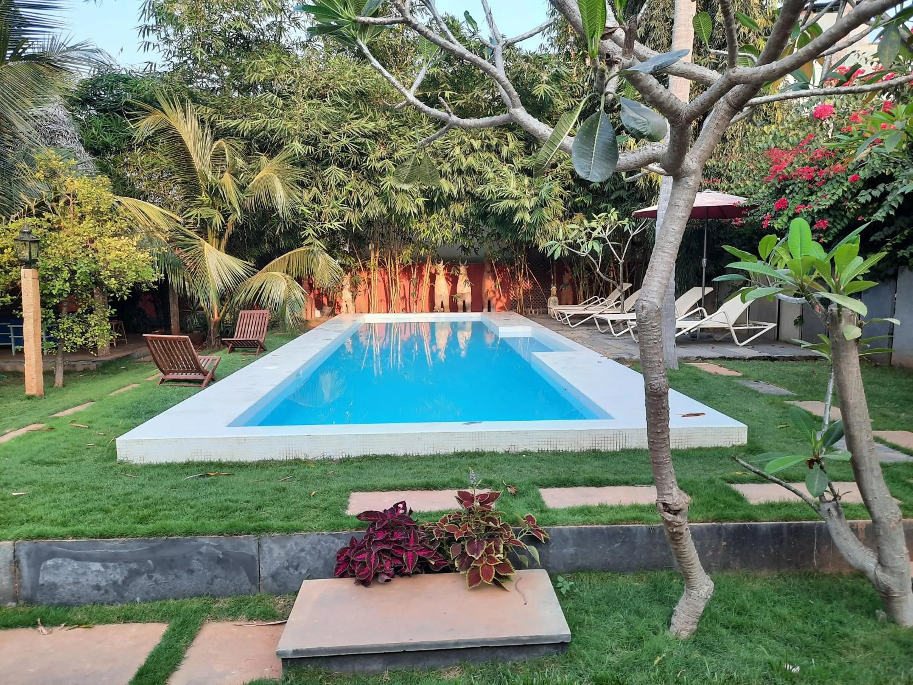 Swimming pool in Saratha Vilas Chettinad