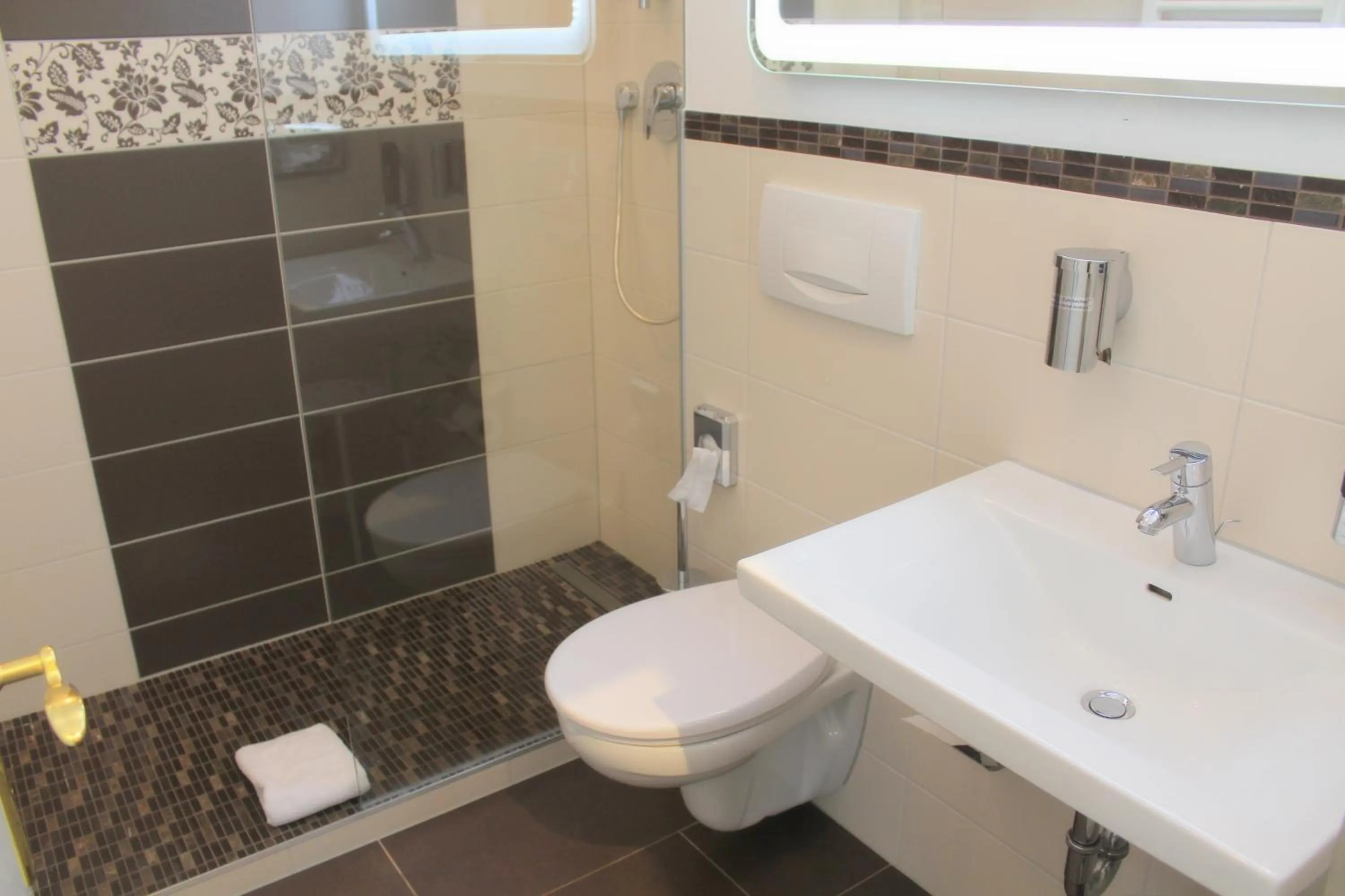 Bathroom in Gasthaus Schiff