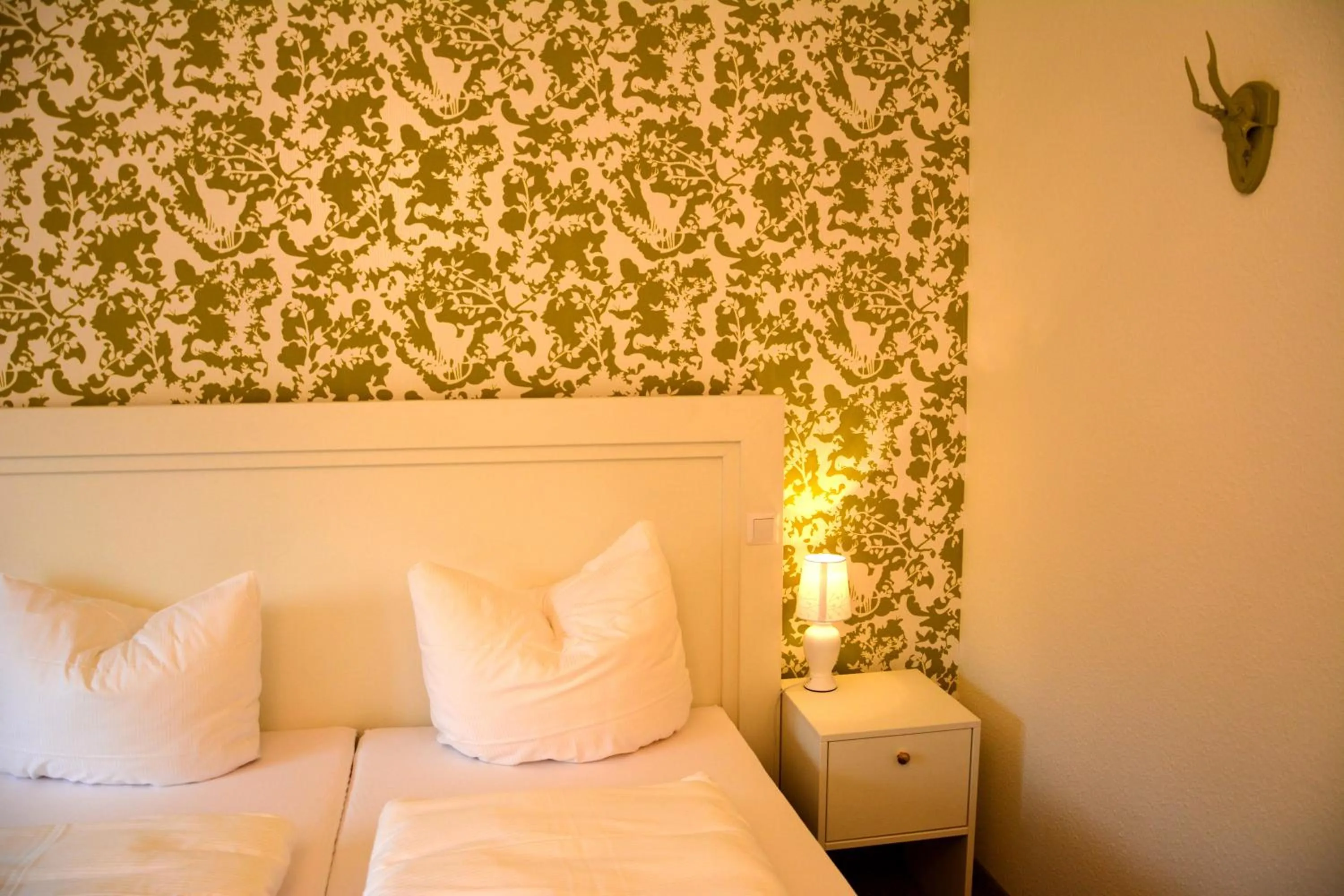 Bedroom, Bed in Gasthaus Schiff