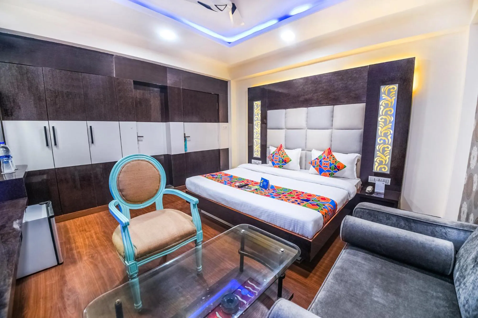 Photo of the whole room in Hotel Shyampuriya Palace