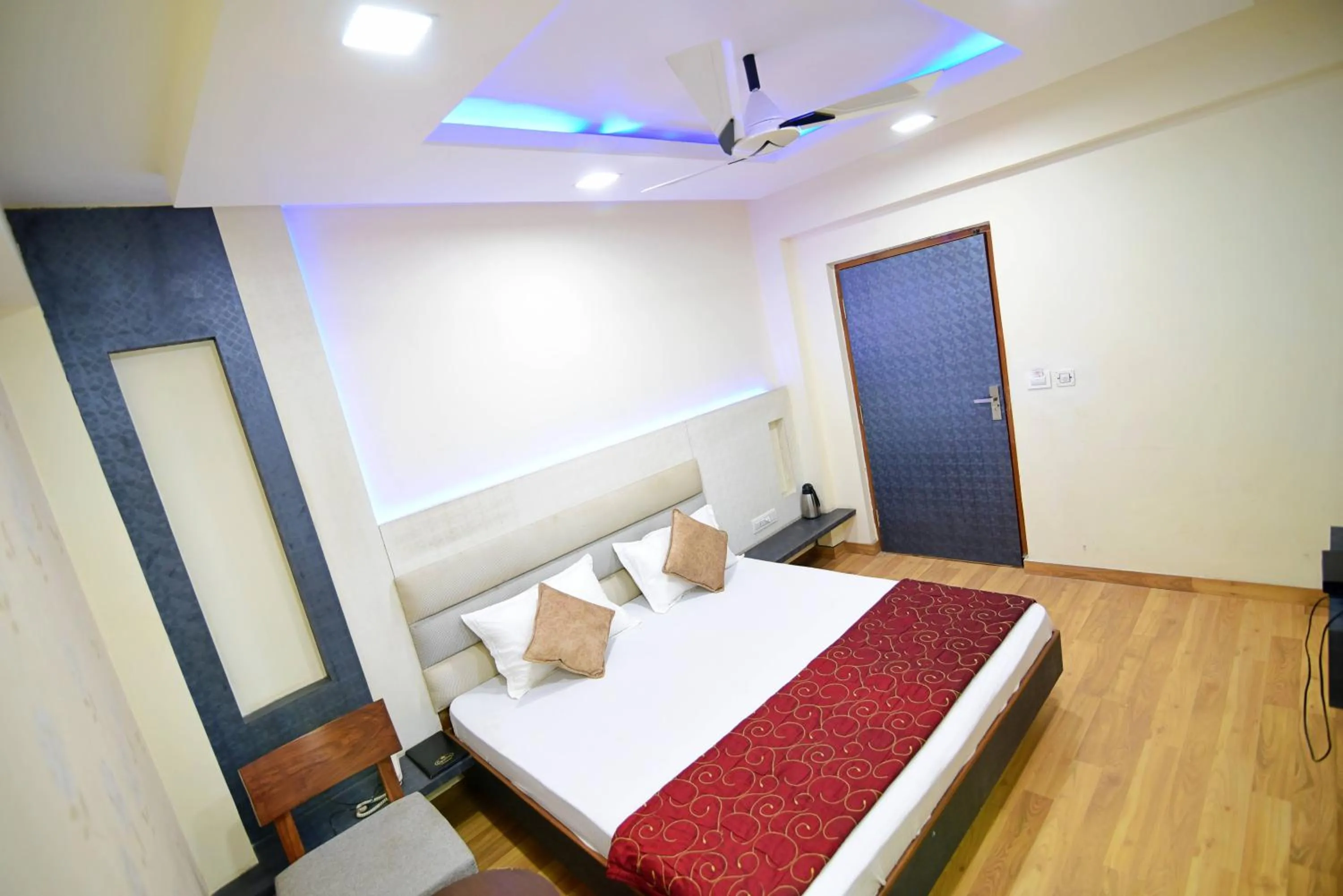 Bed in Hotel Shyampuriya Palace