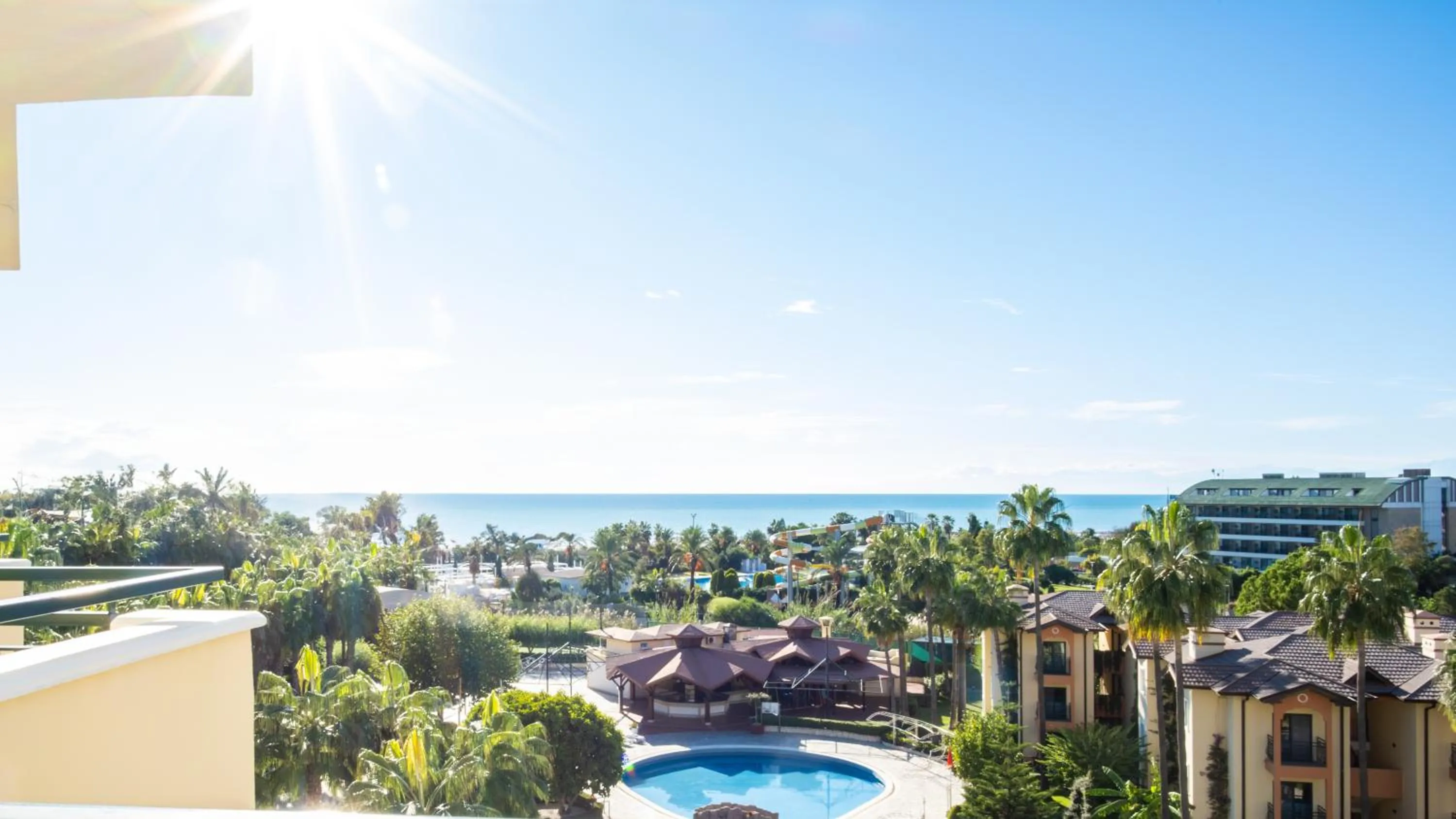 Day in Miramare Queen Hotel - Ultra All Inclusive