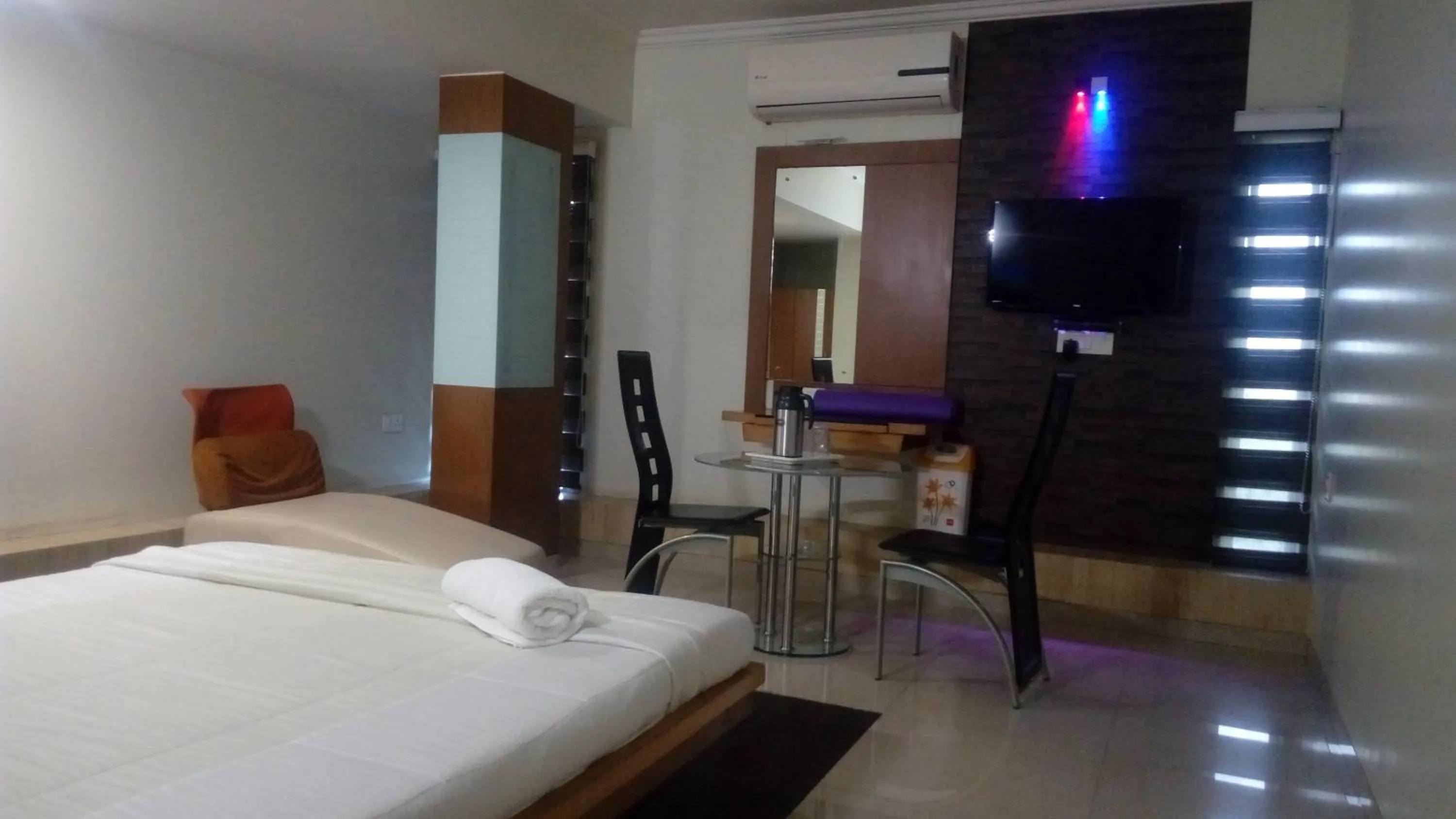 Bed in Hotel Easy Retreat