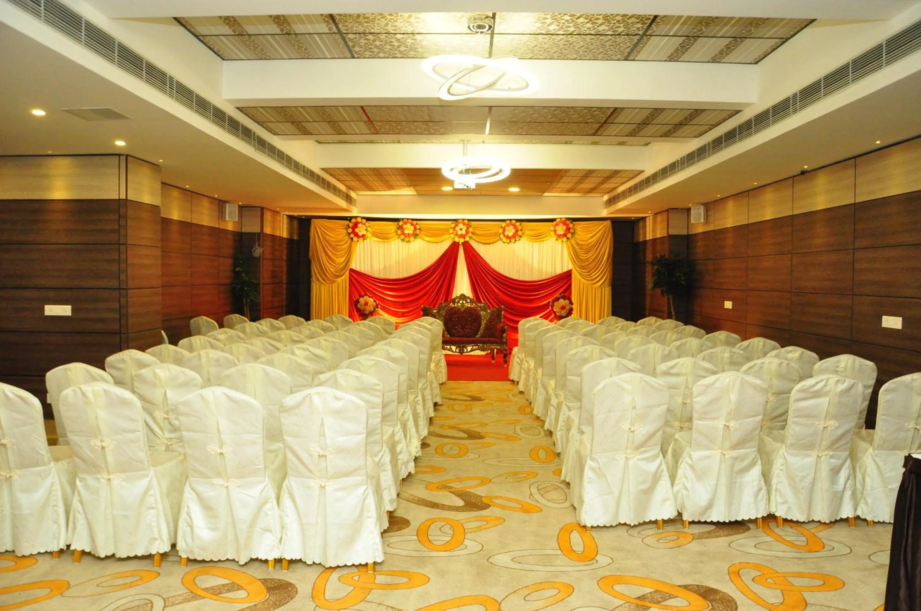 Business facilities in Hotel Atrium