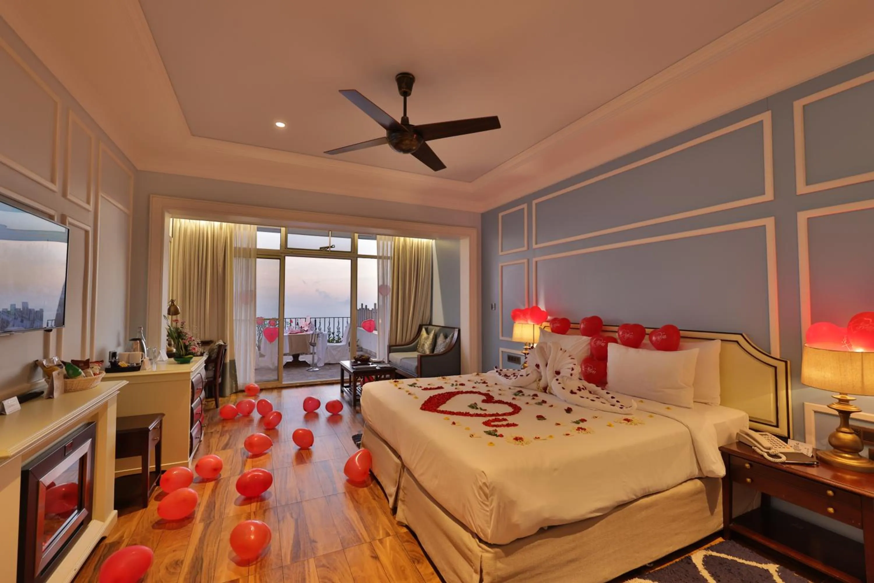 Decorative detail, Bed in Fragrant Nature Munnar - A Five Star Classified Hotel