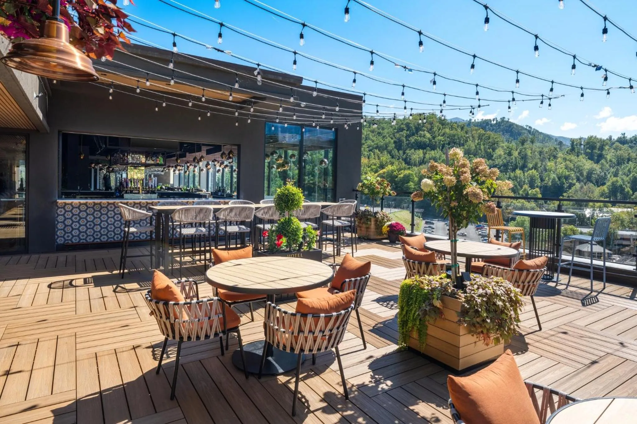 Lounge or bar in Hotel Indigo Gatlinburg Downtown by IHG