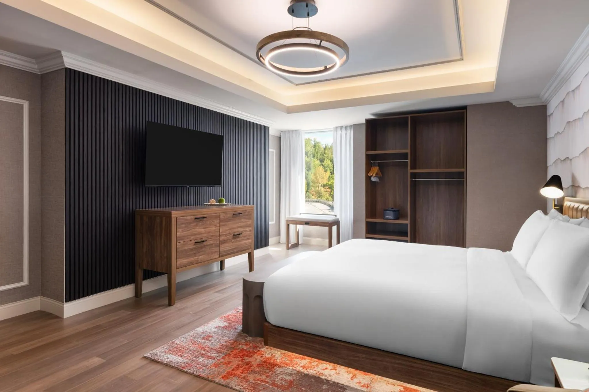 Photo of the whole room, Bed in Hotel Indigo Gatlinburg Downtown by IHG