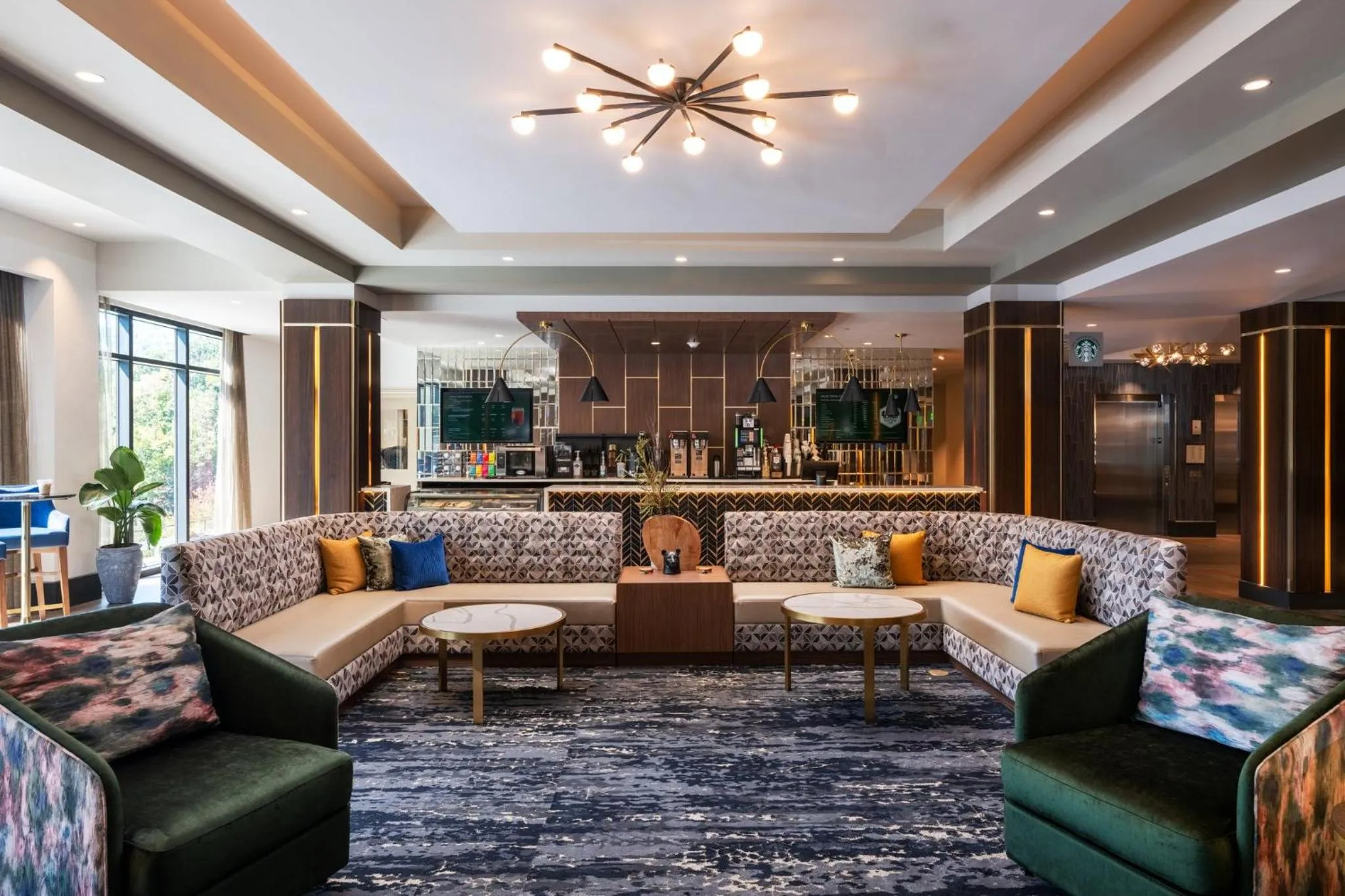 Restaurant/places to eat in Hotel Indigo Gatlinburg Downtown by IHG