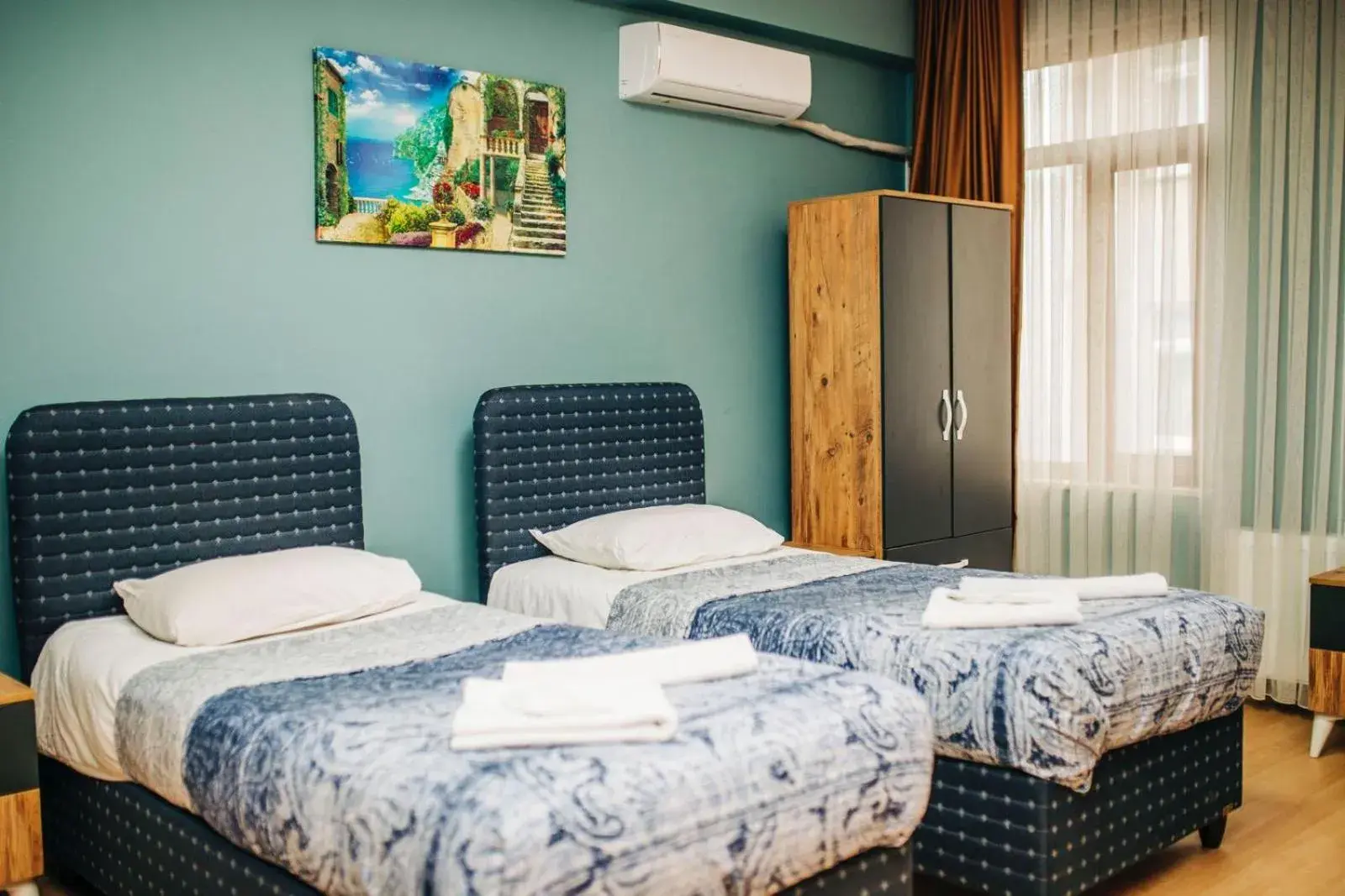 Budget Double Room in Ekinoks Hotel Budget Double Room in Ekinoks Hotel