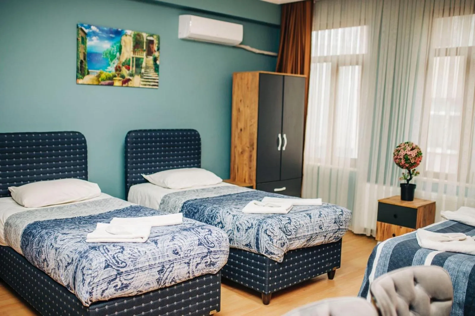 Photo of the whole room, Bed in Ekinoks Hotel