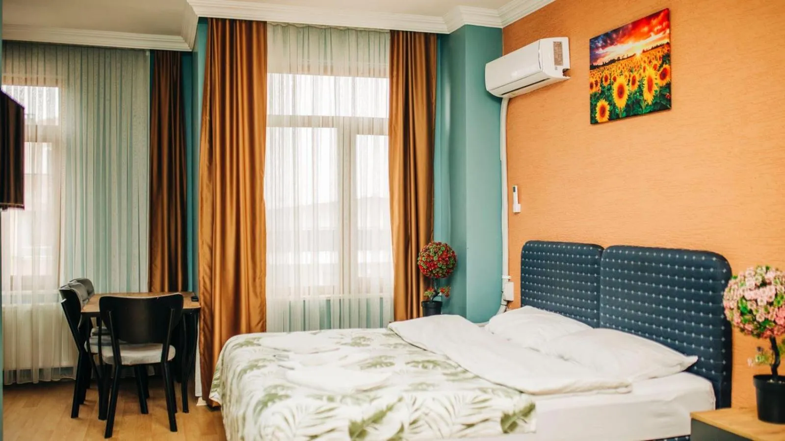 Photo of the whole room, Bed in Ekinoks Hotel