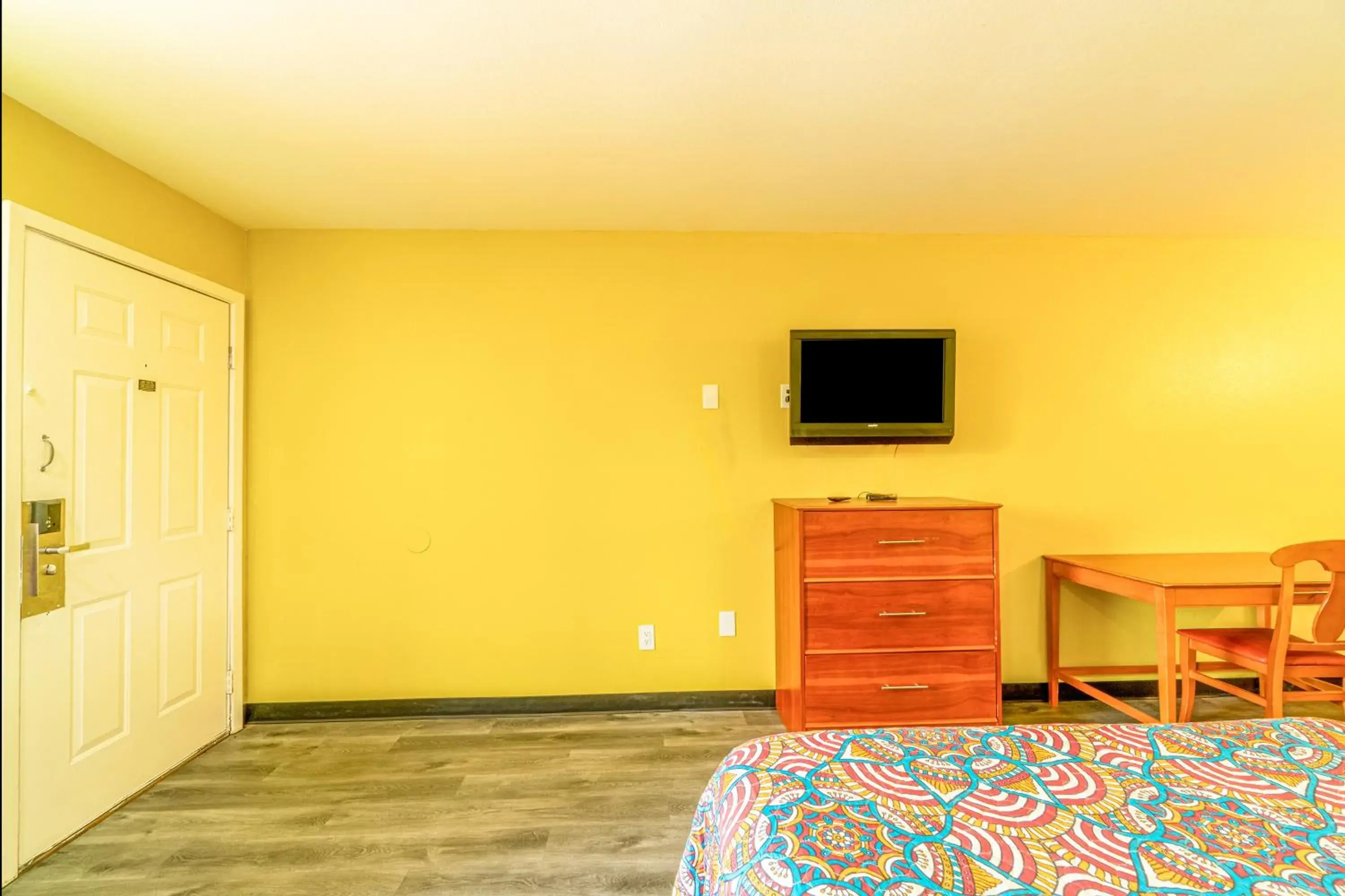 Queen Bed Non-Smoking in Regency Inn By OYO Rockdale TX Queen Bed Non-Smoking in Regency Inn By OYO Rockdale TX