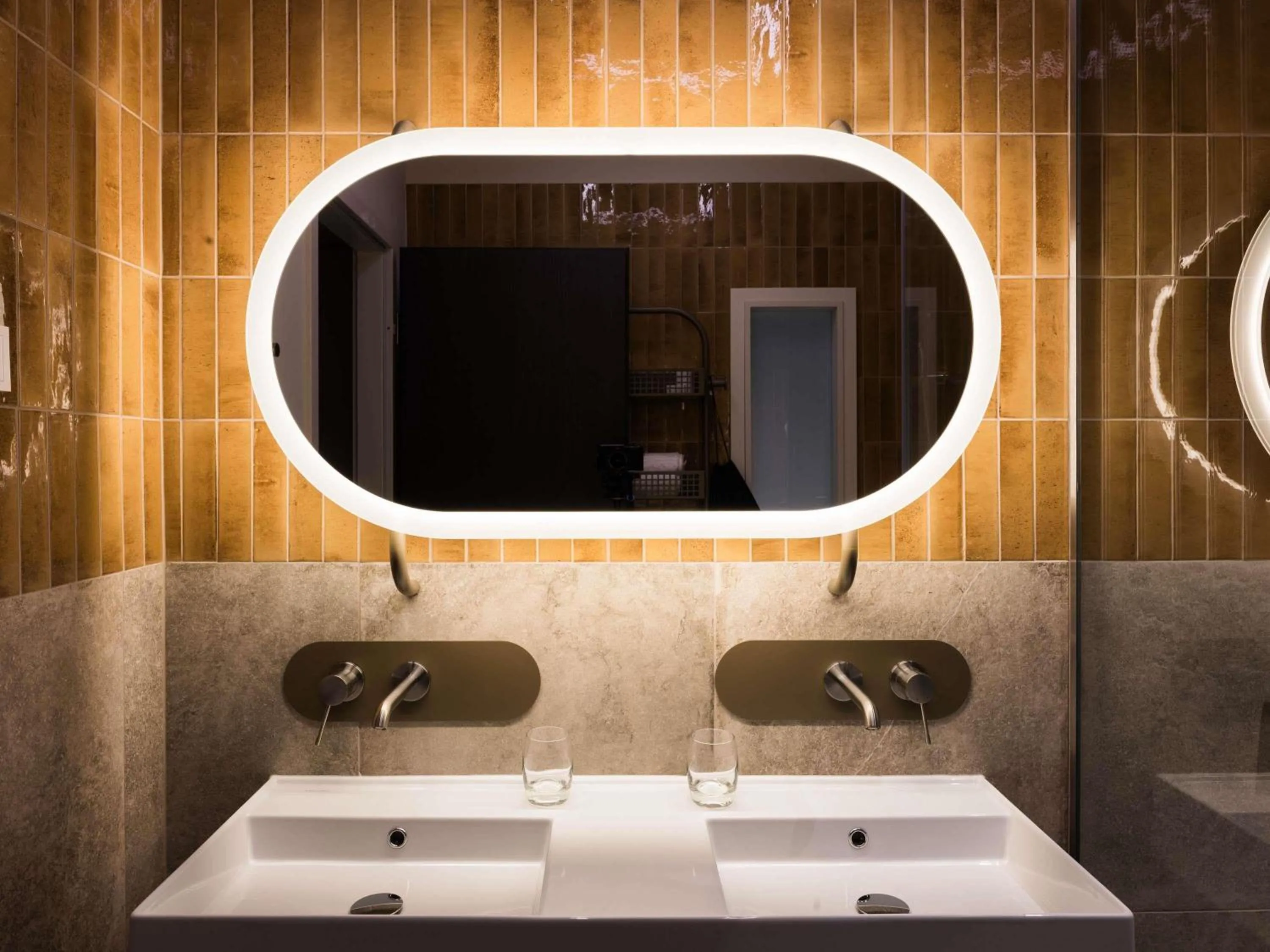 Bedroom in You Hotel Budapest - Handwritten Collection