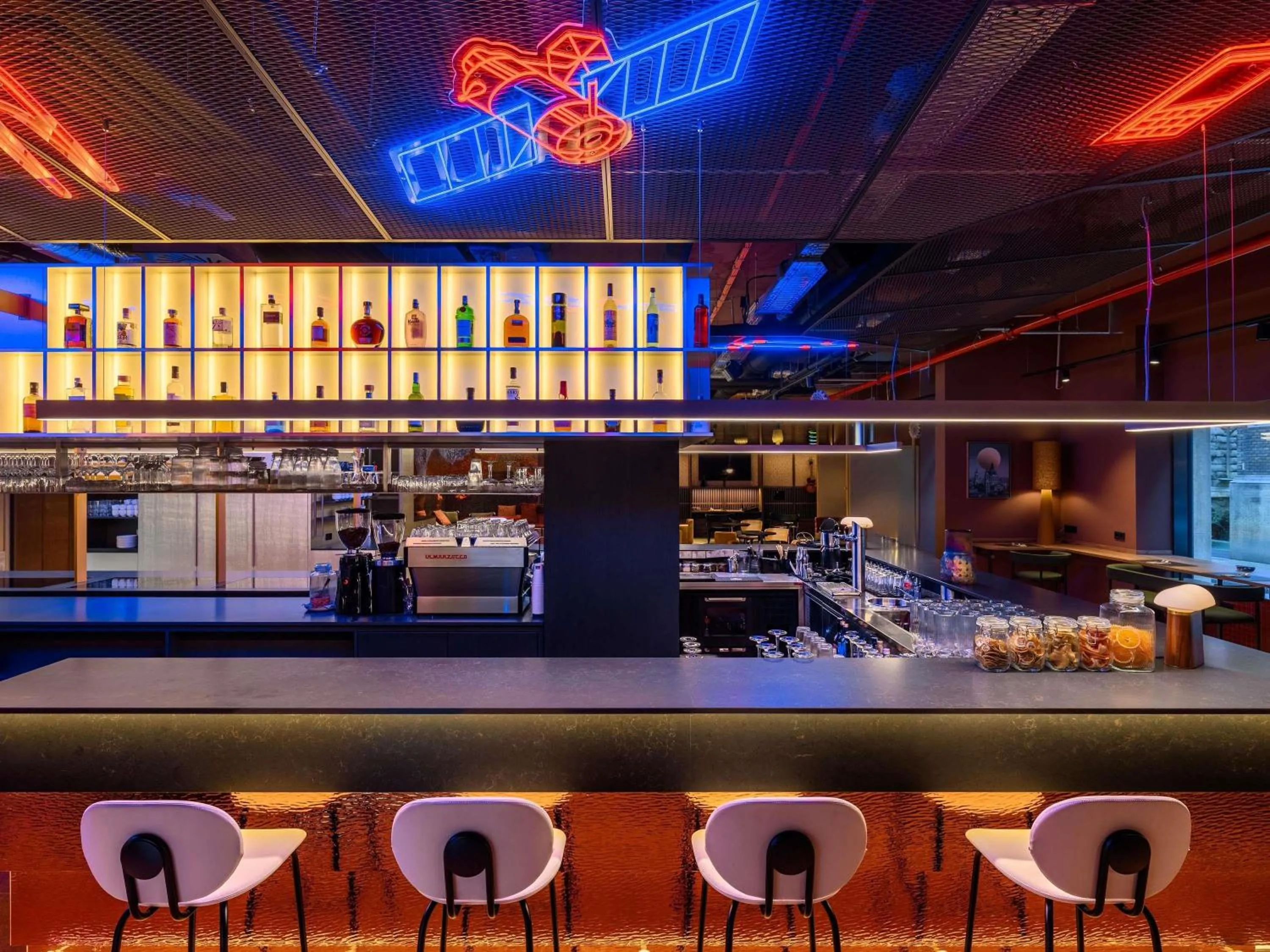 Lounge or bar in You Hotel Budapest - Handwritten Collection