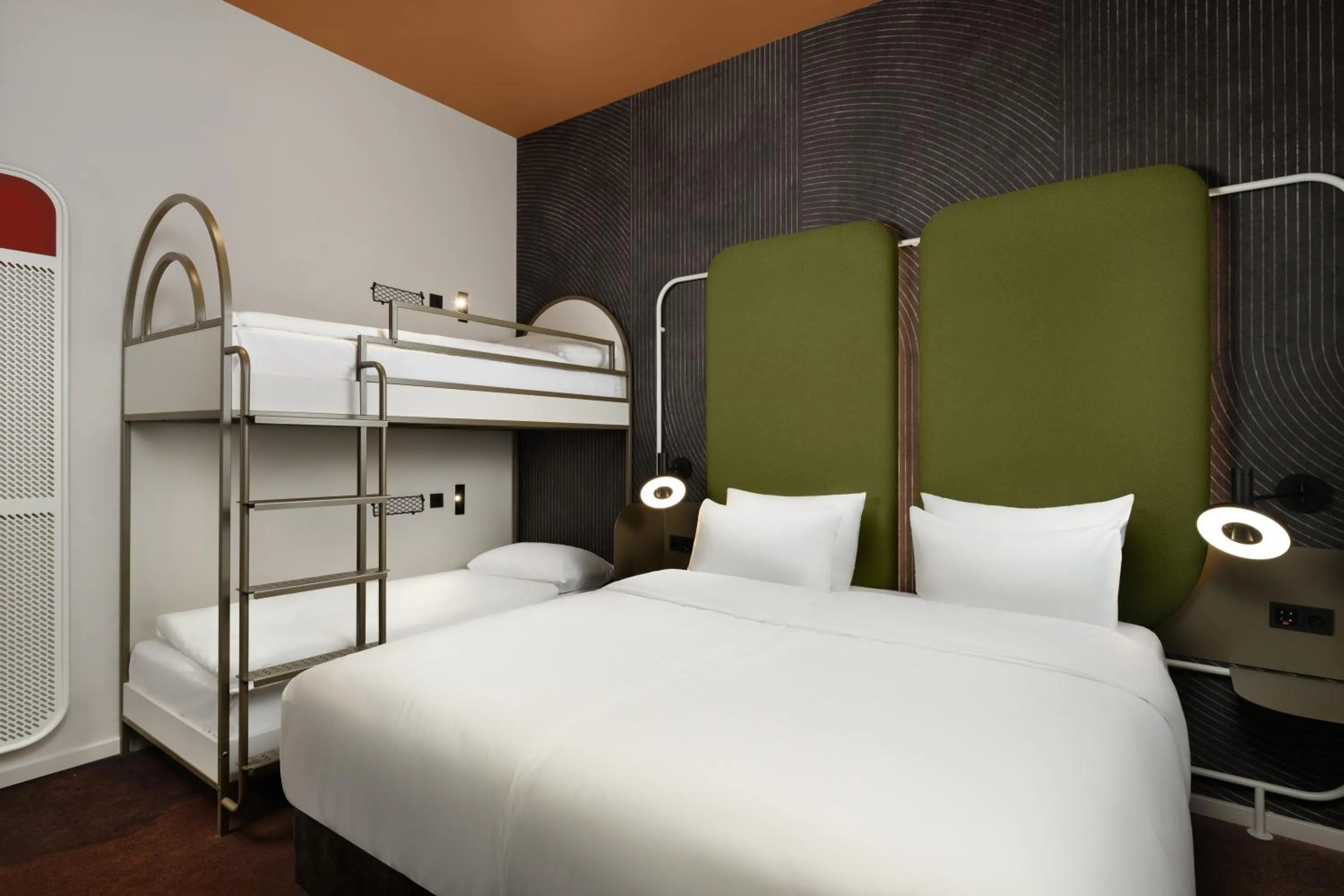 Bed in You Hotel Budapest - Handwritten Collection