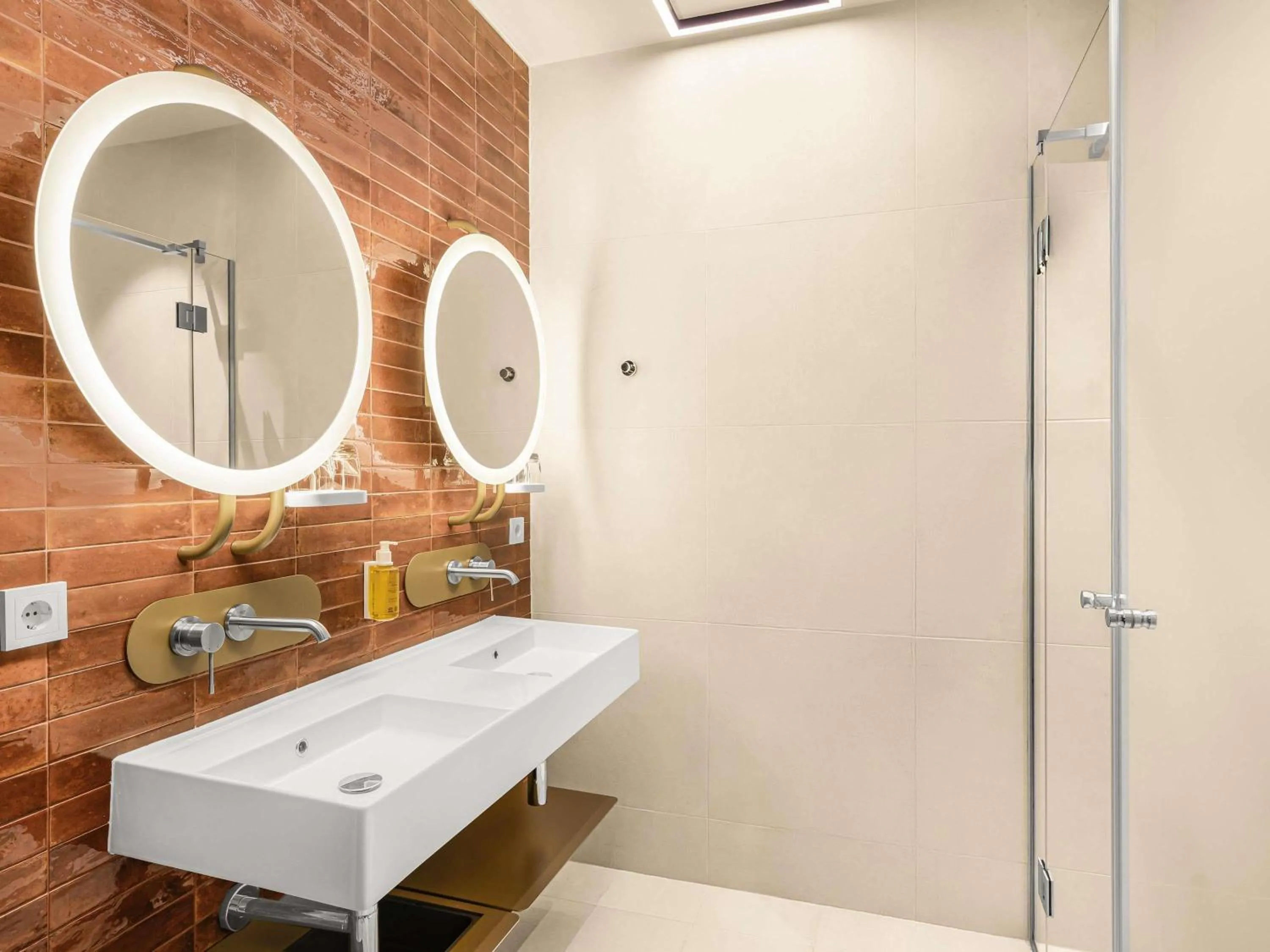 Bedroom in You Hotel Budapest - Handwritten Collection