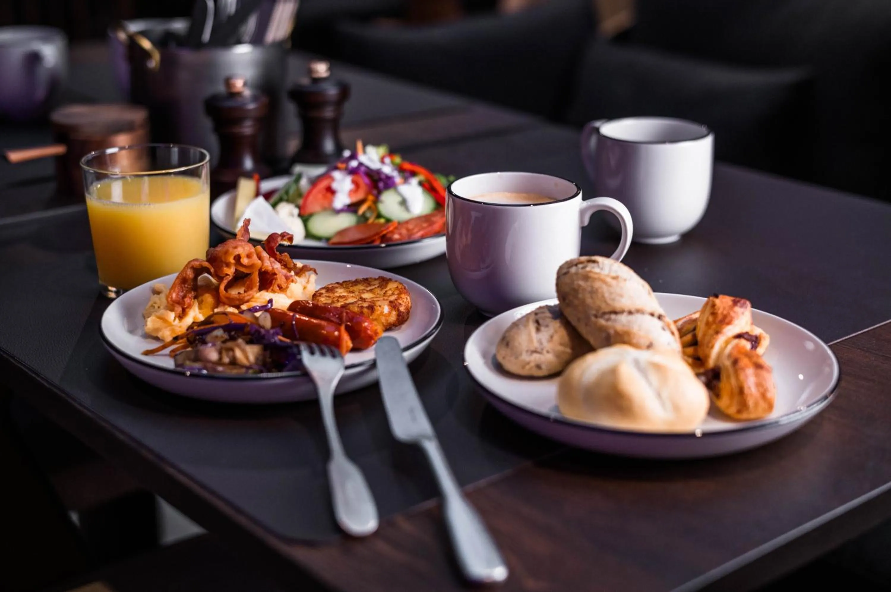 Breakfast in You Hotel Budapest - Handwritten Collection