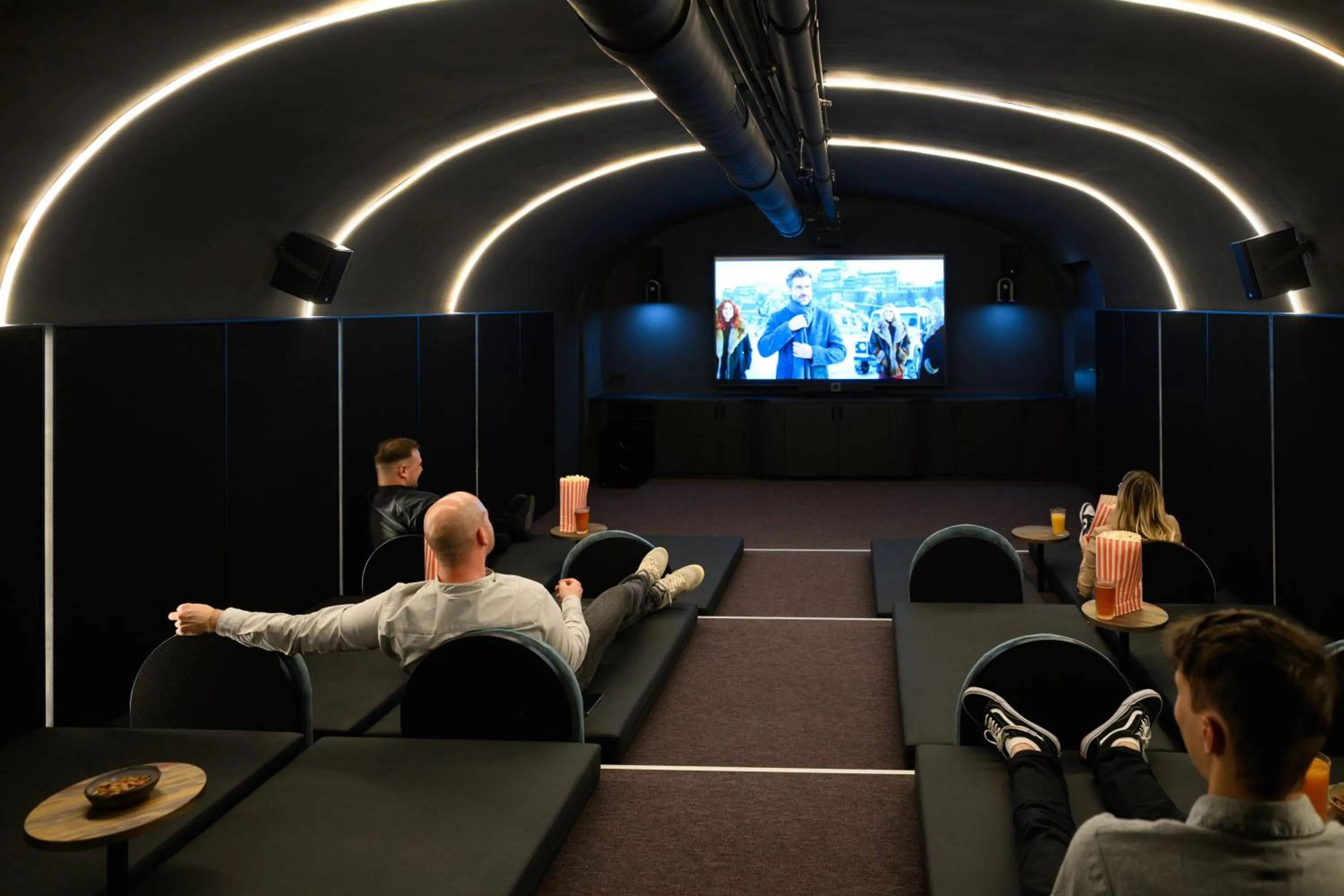 Communal lounge/ TV room in You Hotel Budapest - Handwritten Collection