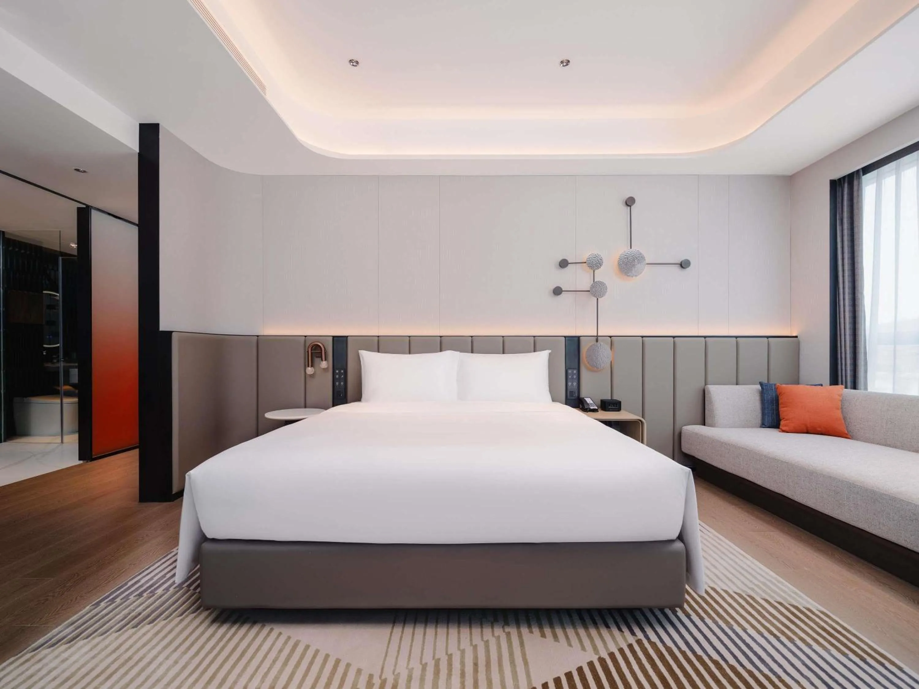 Bedroom, Bed in Novotel Xiamen Downtown