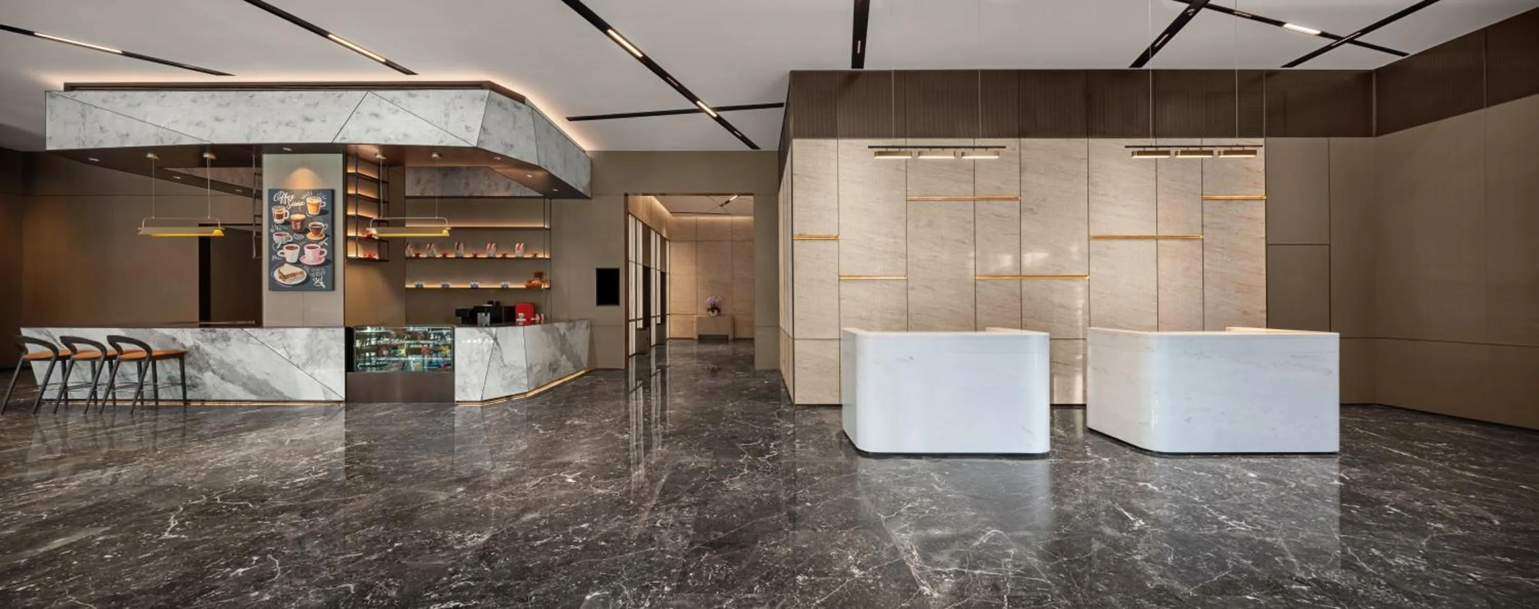 Lobby or reception in Novotel Kunshan East