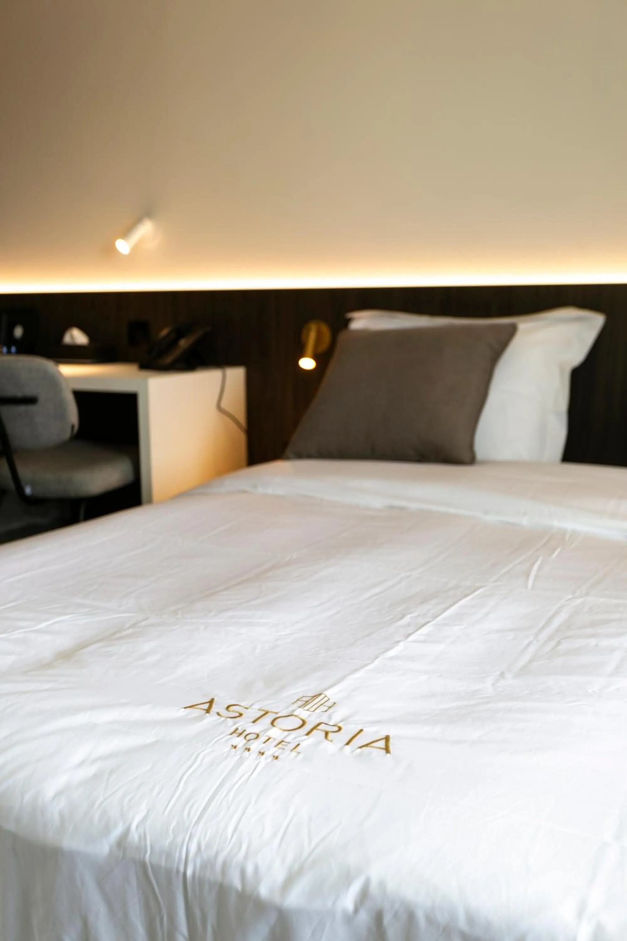 Bedroom, Bed in Hotel Astoria