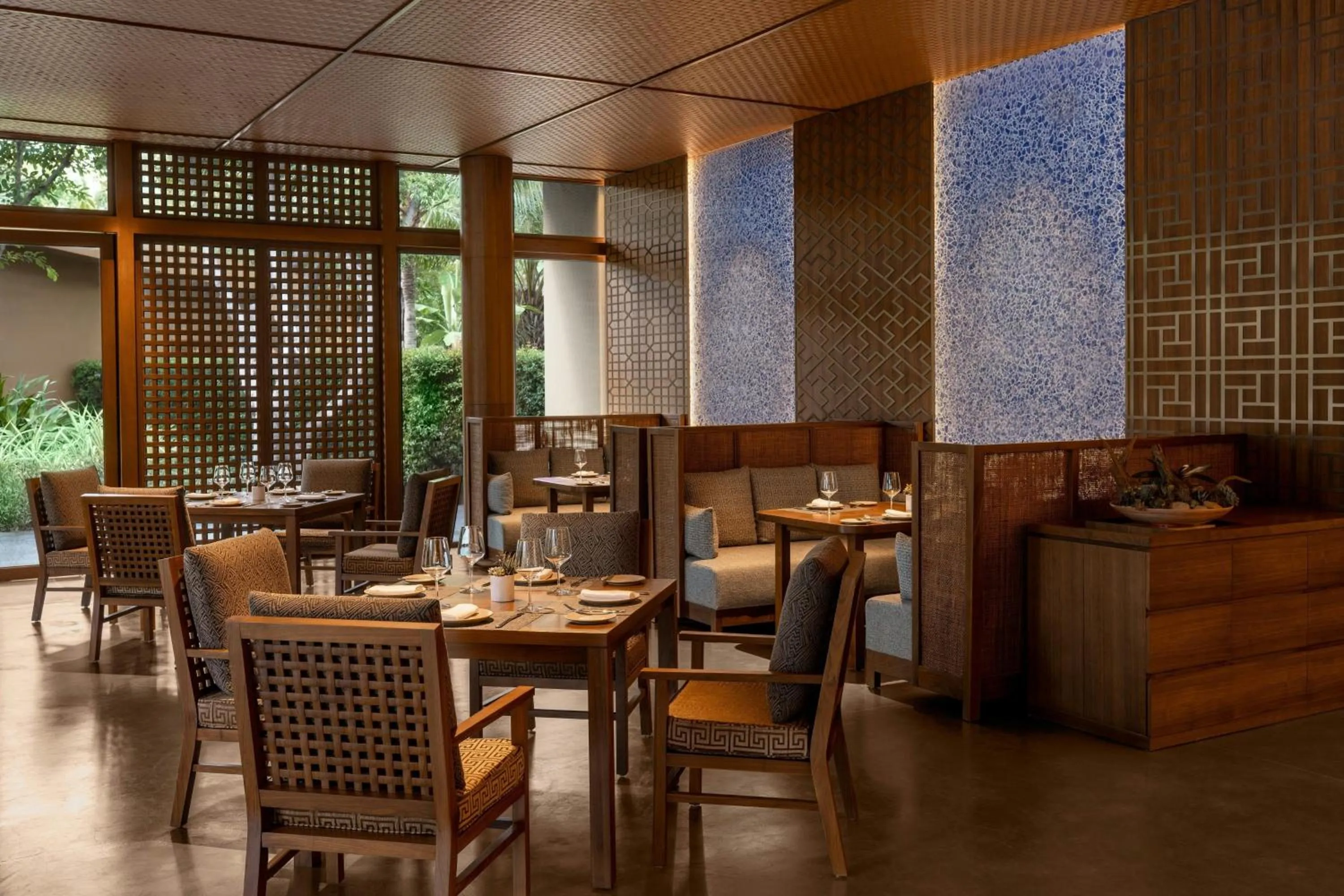 Restaurant/places to eat in JW Marriott Cam Ranh Bay Resort & Spa