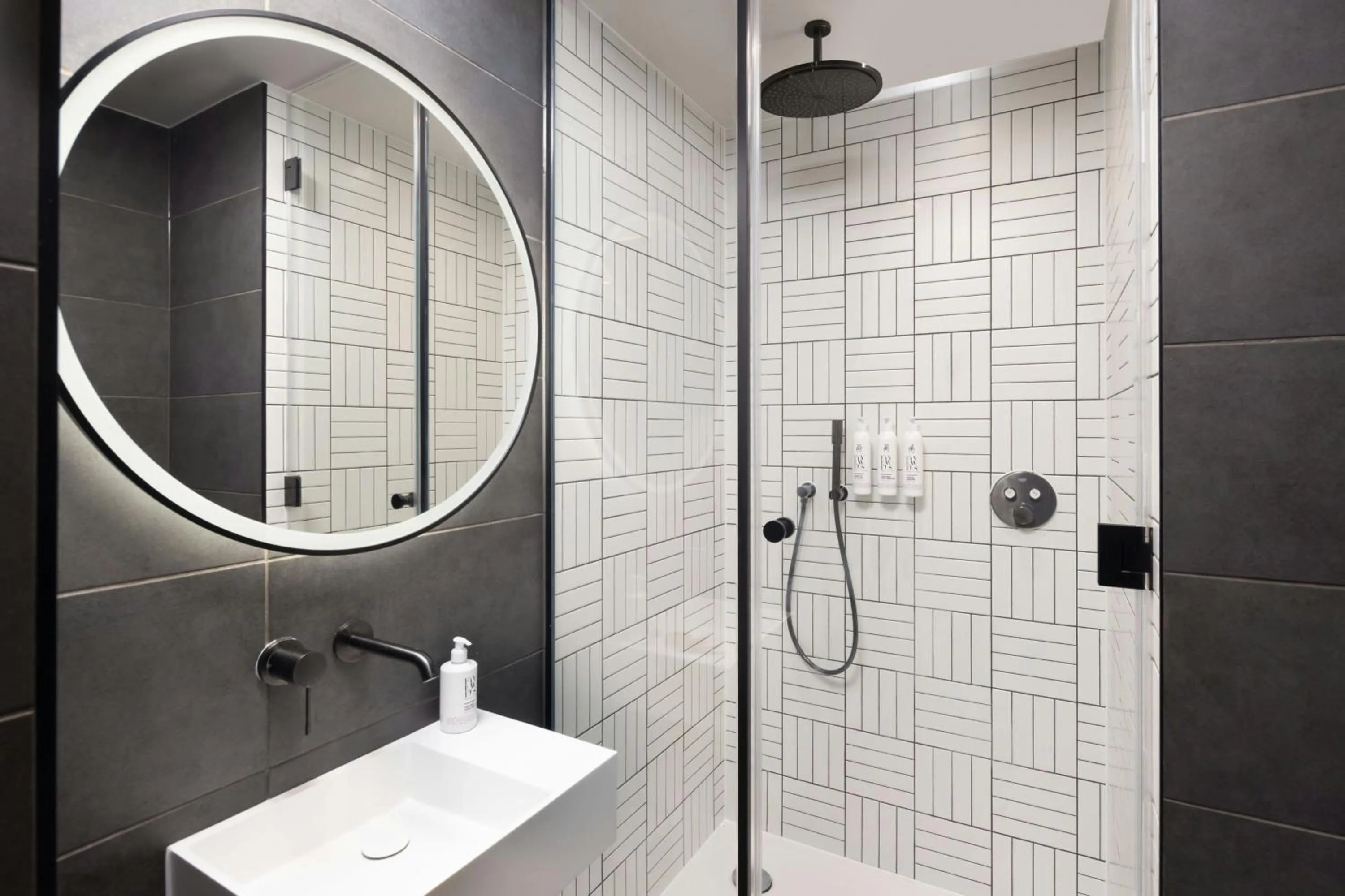 Bathroom in Moxy London Piccadilly Circus