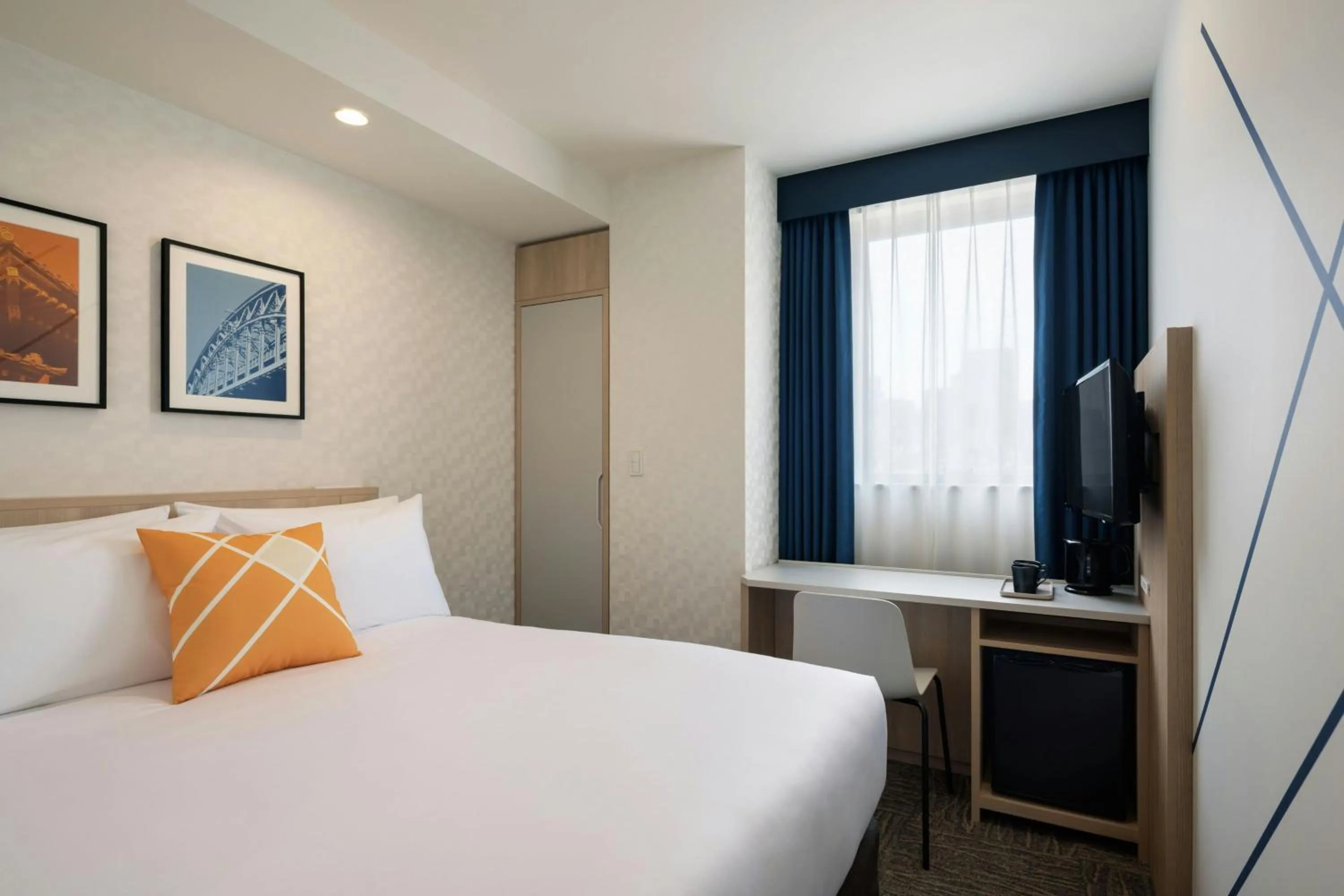 Photo of the whole room, Bed in Four Points Flex by Sheraton Tokyo Higashi Kanda